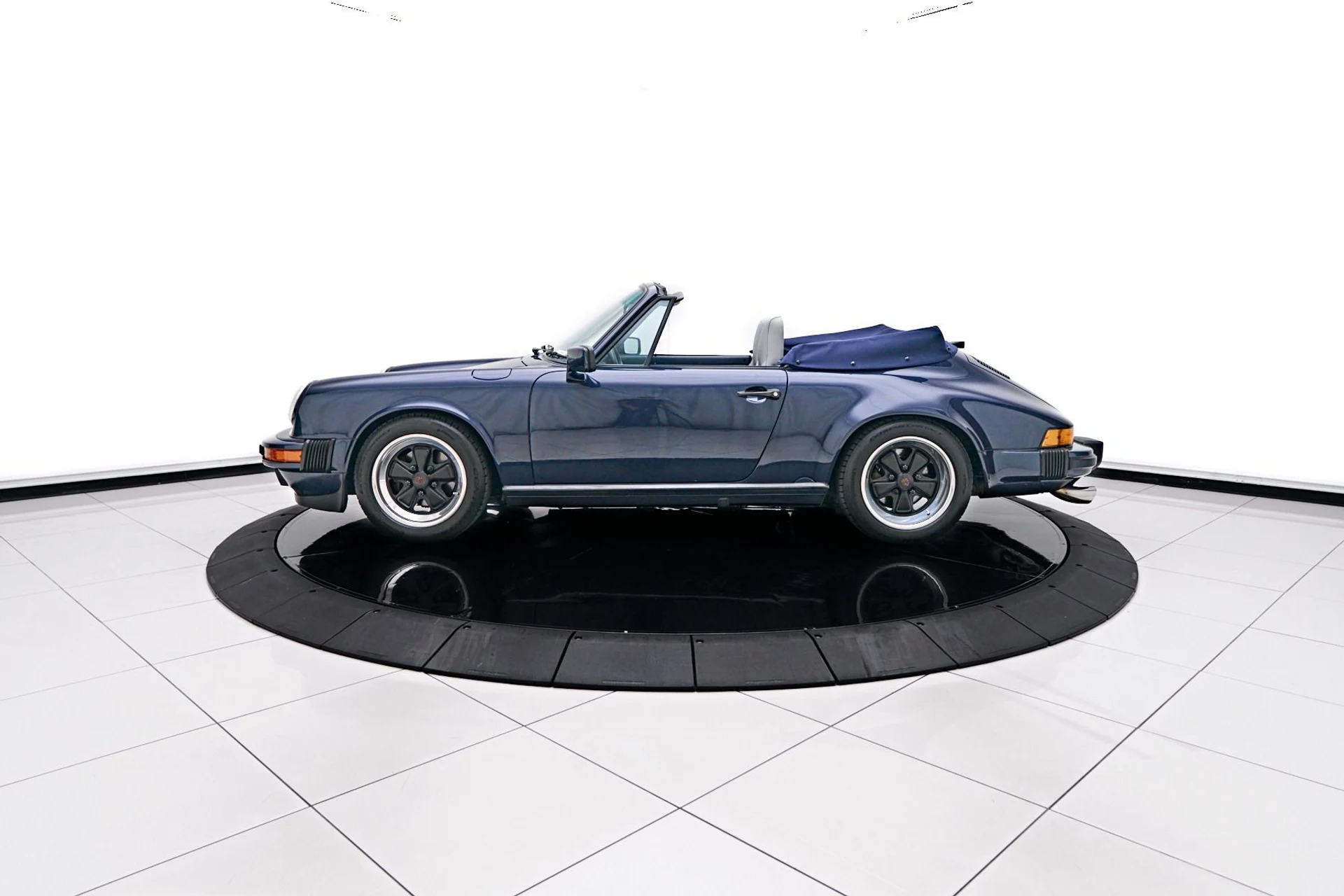 mph019_37047057_Used_1988_Porsche_911_Carrera_1745954196_94b43b0b10