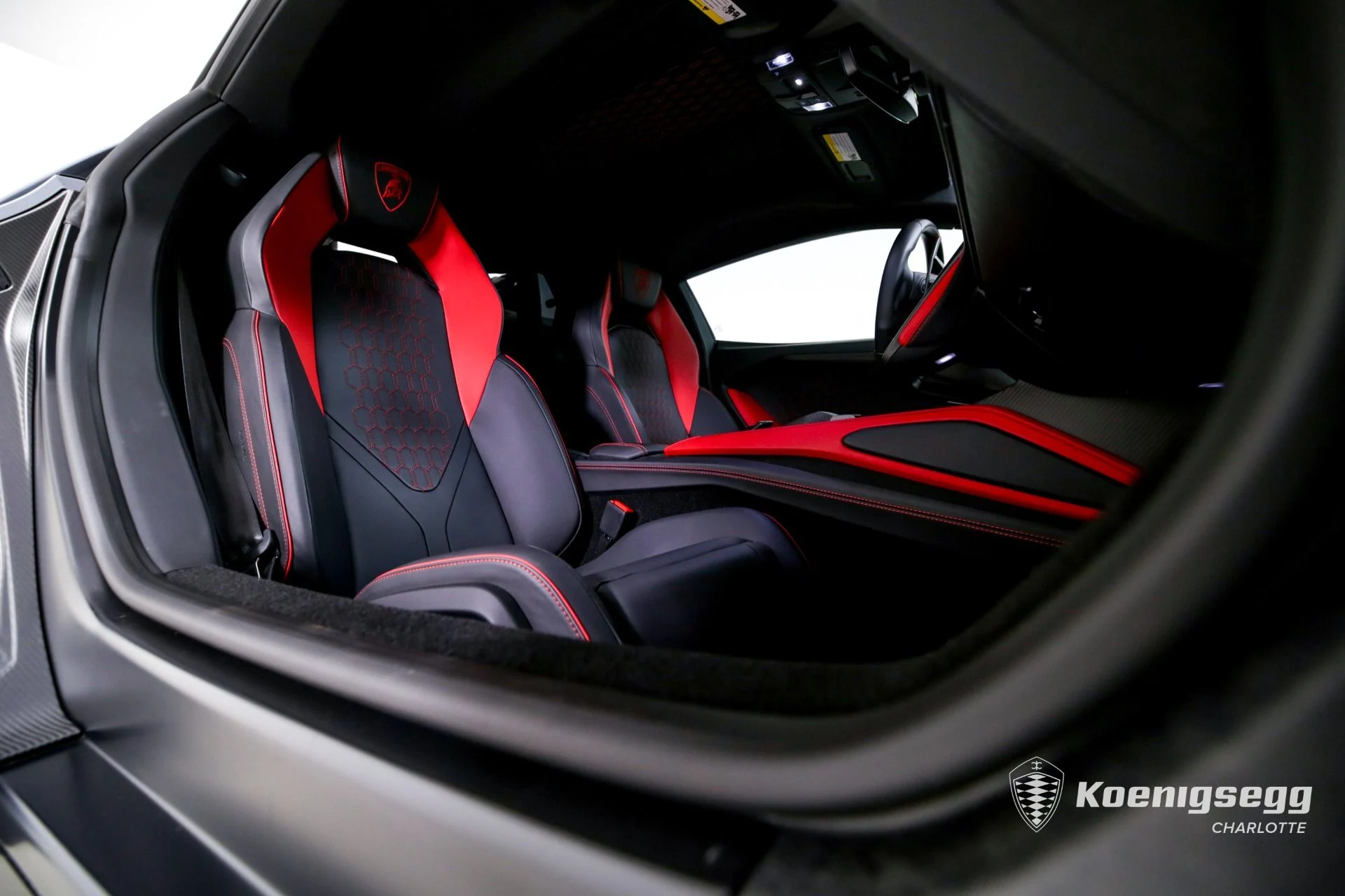 mph019_3709010185_Used_2024_Lamborghini_Revuelto_1740520179_1296e63e58