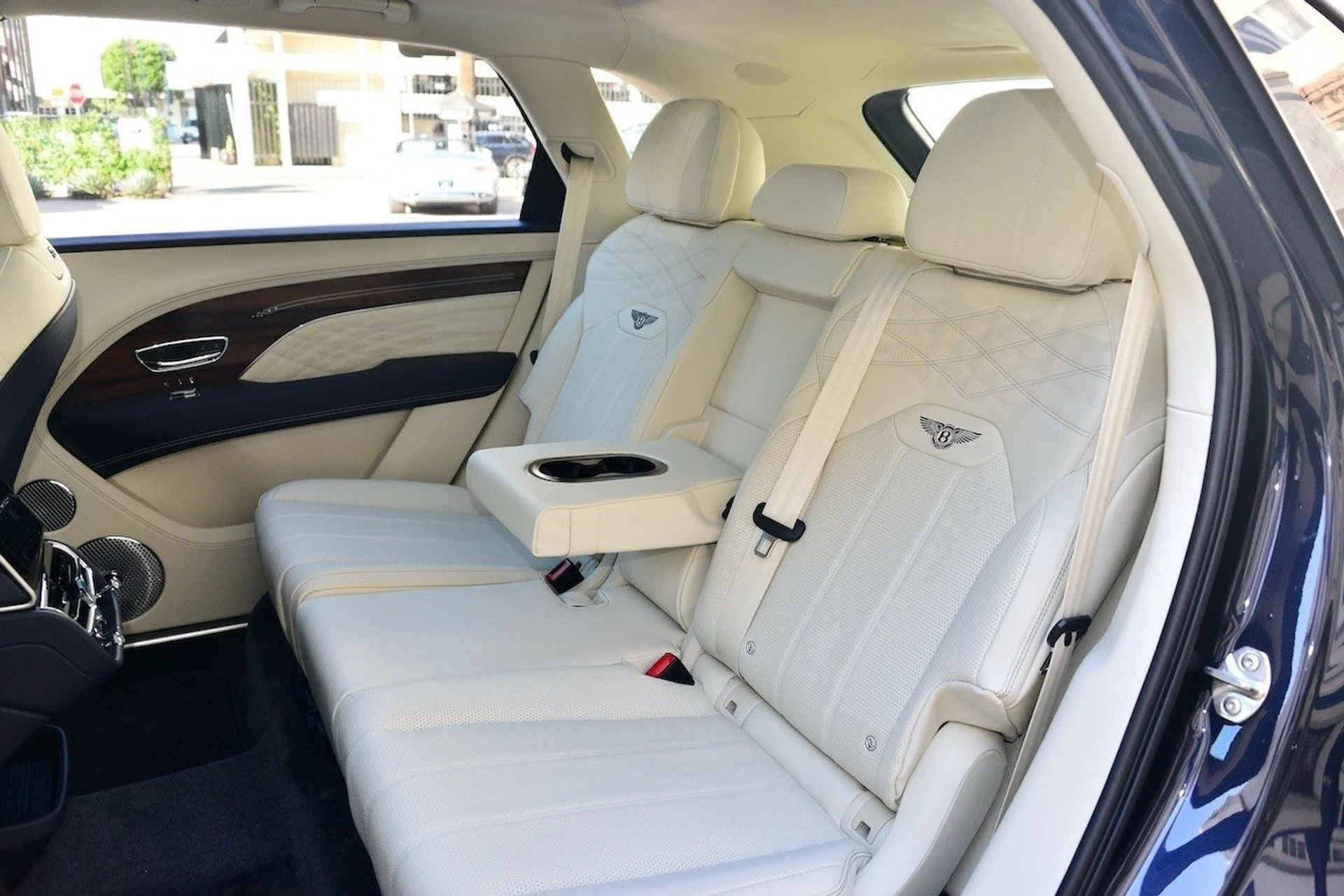 mph019_3709413975_04523ad000a3d8a4393e1acdafb8e622x_2c5eef1b40