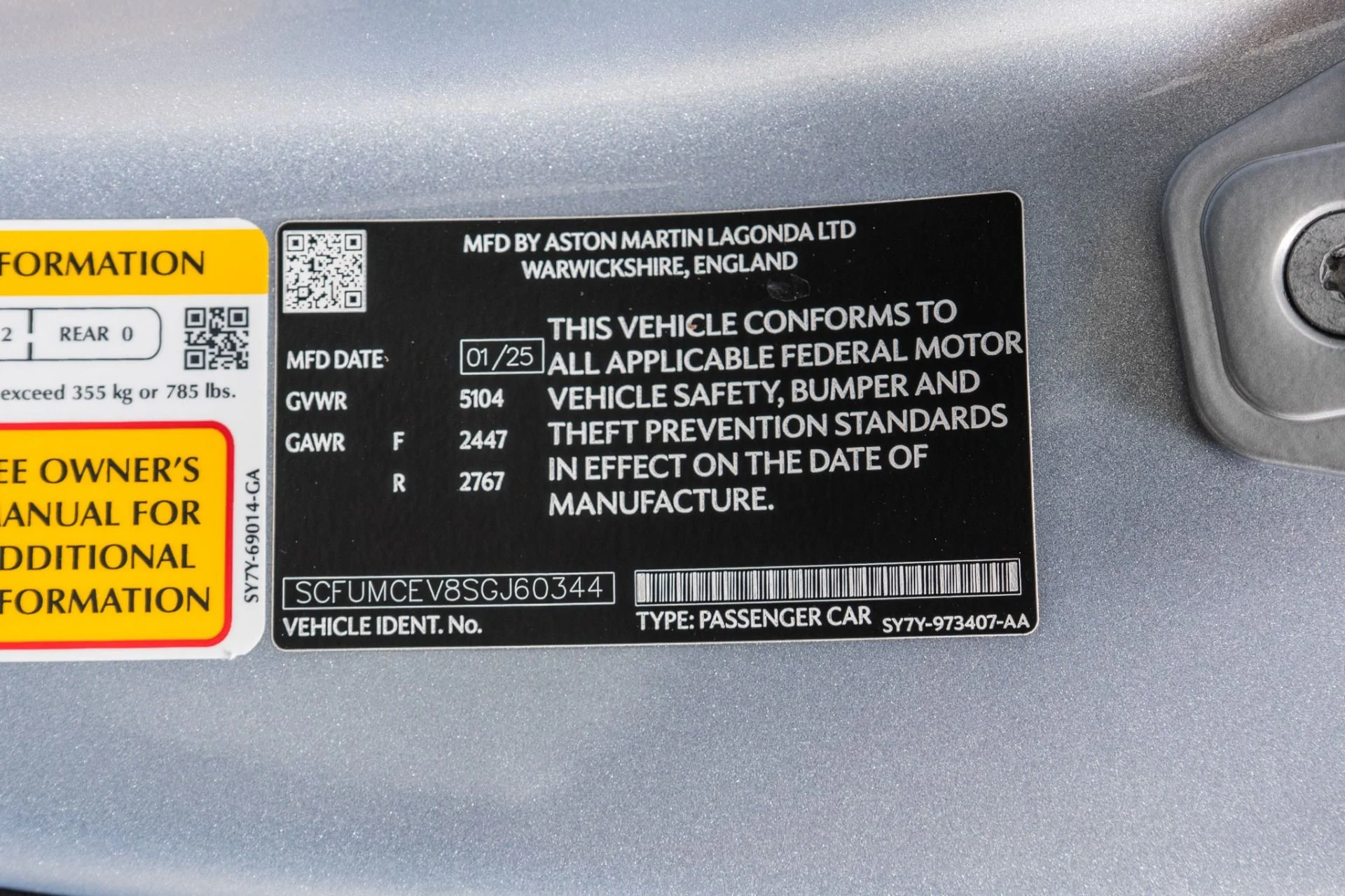 mph019_3710501683_Used_2025_Aston_Martin_Vanquish_Huge_542_K_MSRP_Low_Miles_Extensive_Carbon_Fiber_1786477789_6148bc43ac