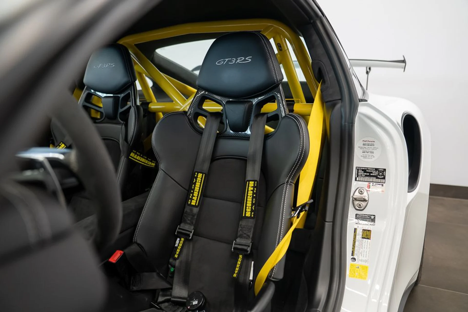 mph019_3721033676_porsche_911_2016_jpg_v_1777670076_92a0b539ee