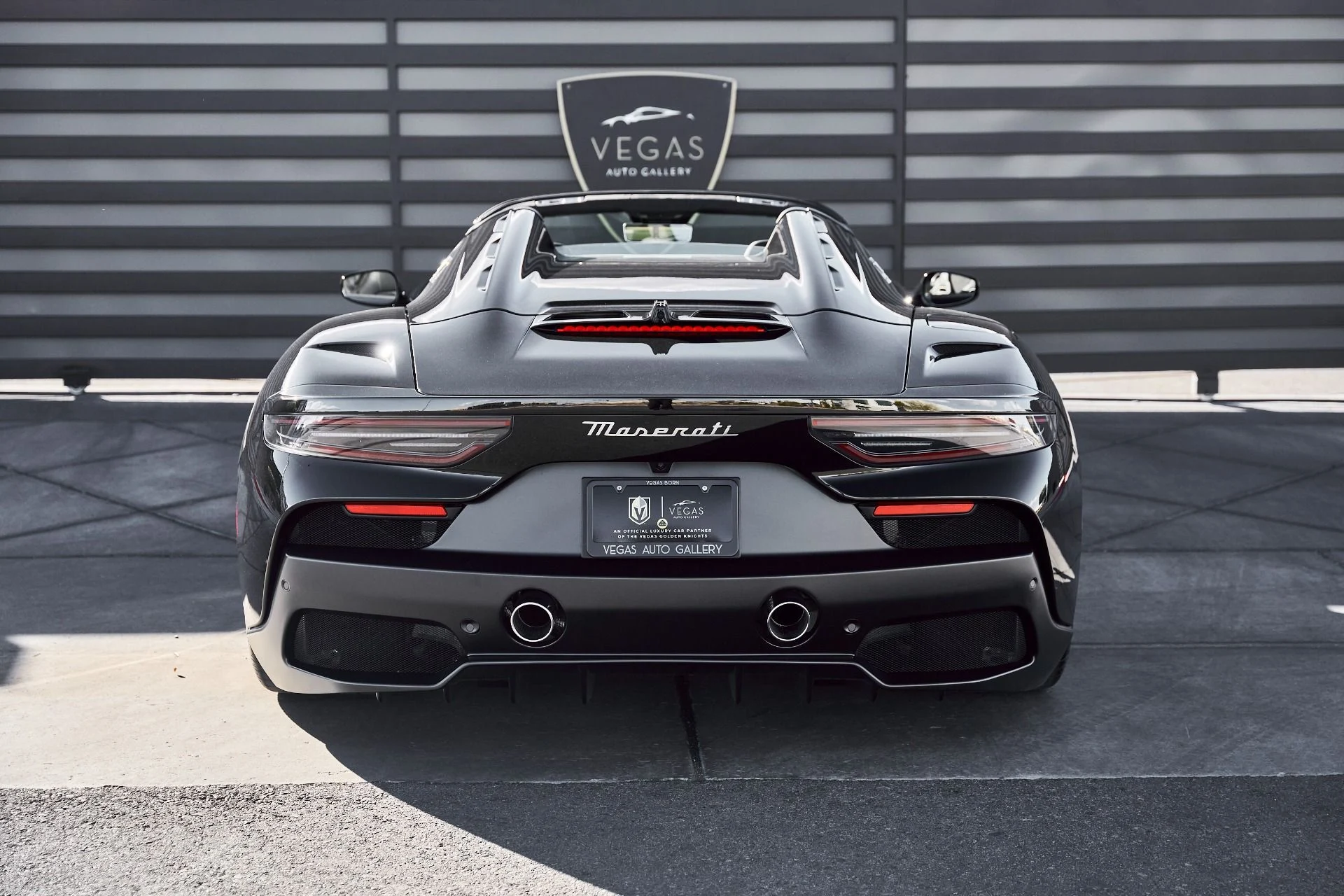 mph019_3722540997_Used_2024_Maserati_MC_20_1771382134_a5bebe1c68