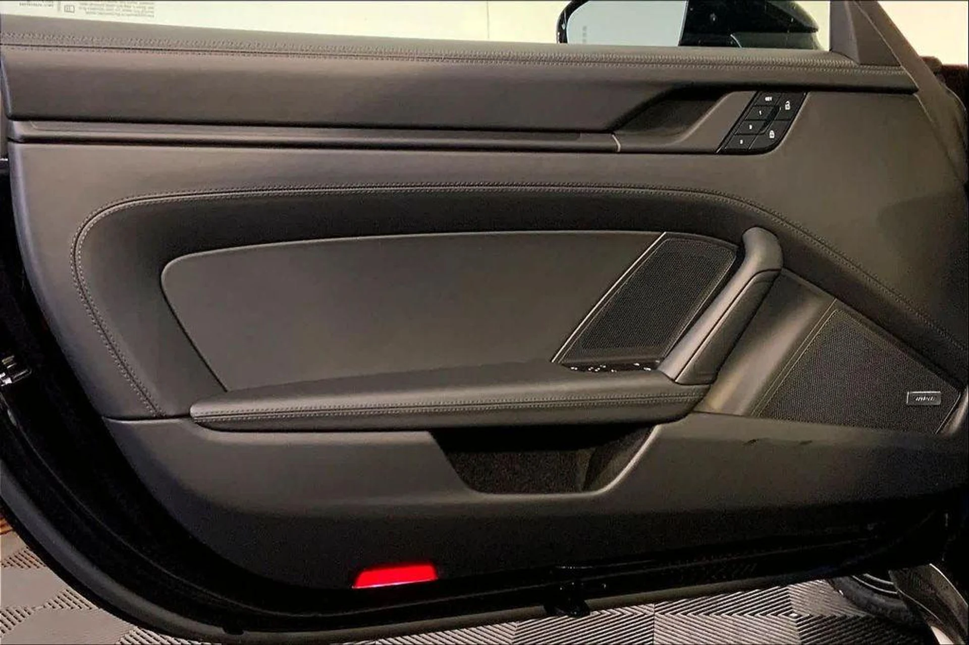 mph019_3725383527_z17_D6_t_W4leys_Wr_Ka_KL_o9_T_Dn_Xo_541d419477