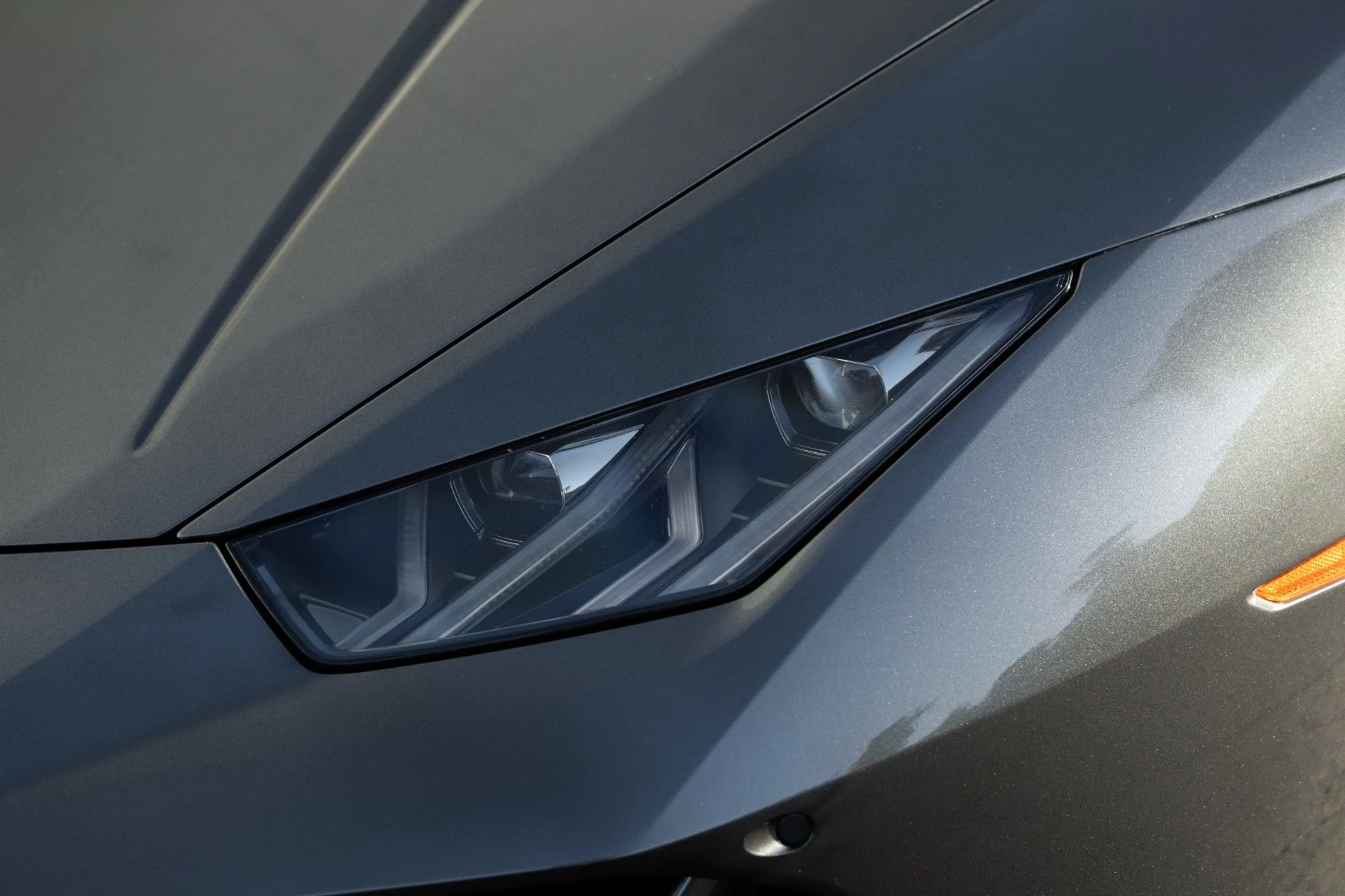 mph019_3726421894_Used_2020_Lamborghini_Huracan_EVO_1769630384_96f080cd84