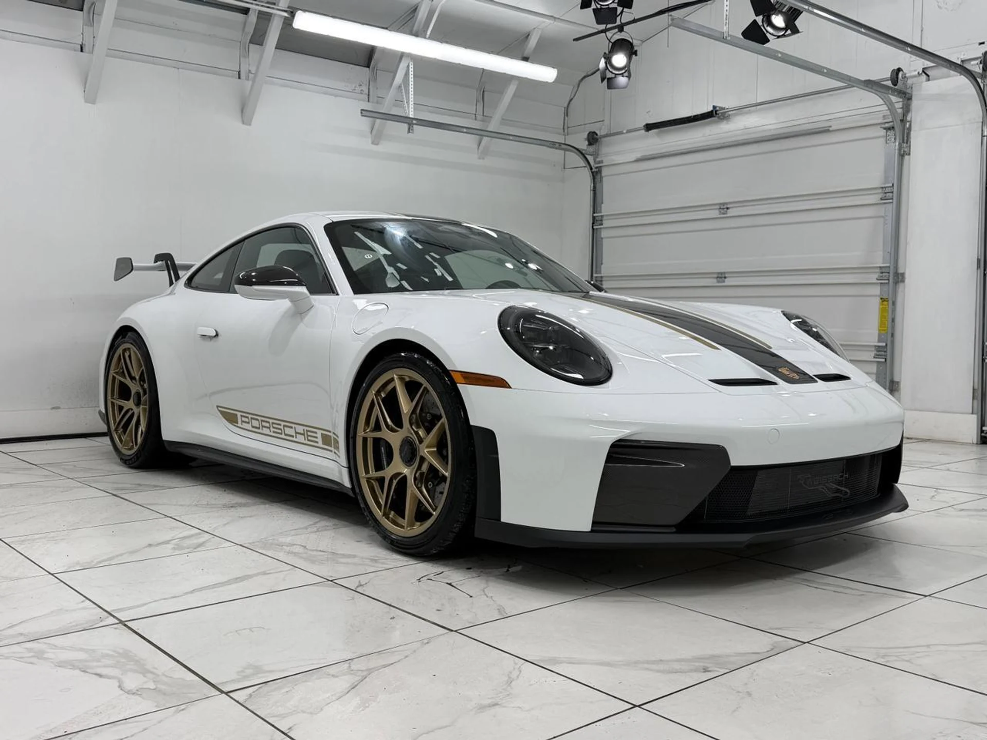 mph019_3726941155_2a4231336e7593befbb48f9d62b8d8d1_27e8460e01