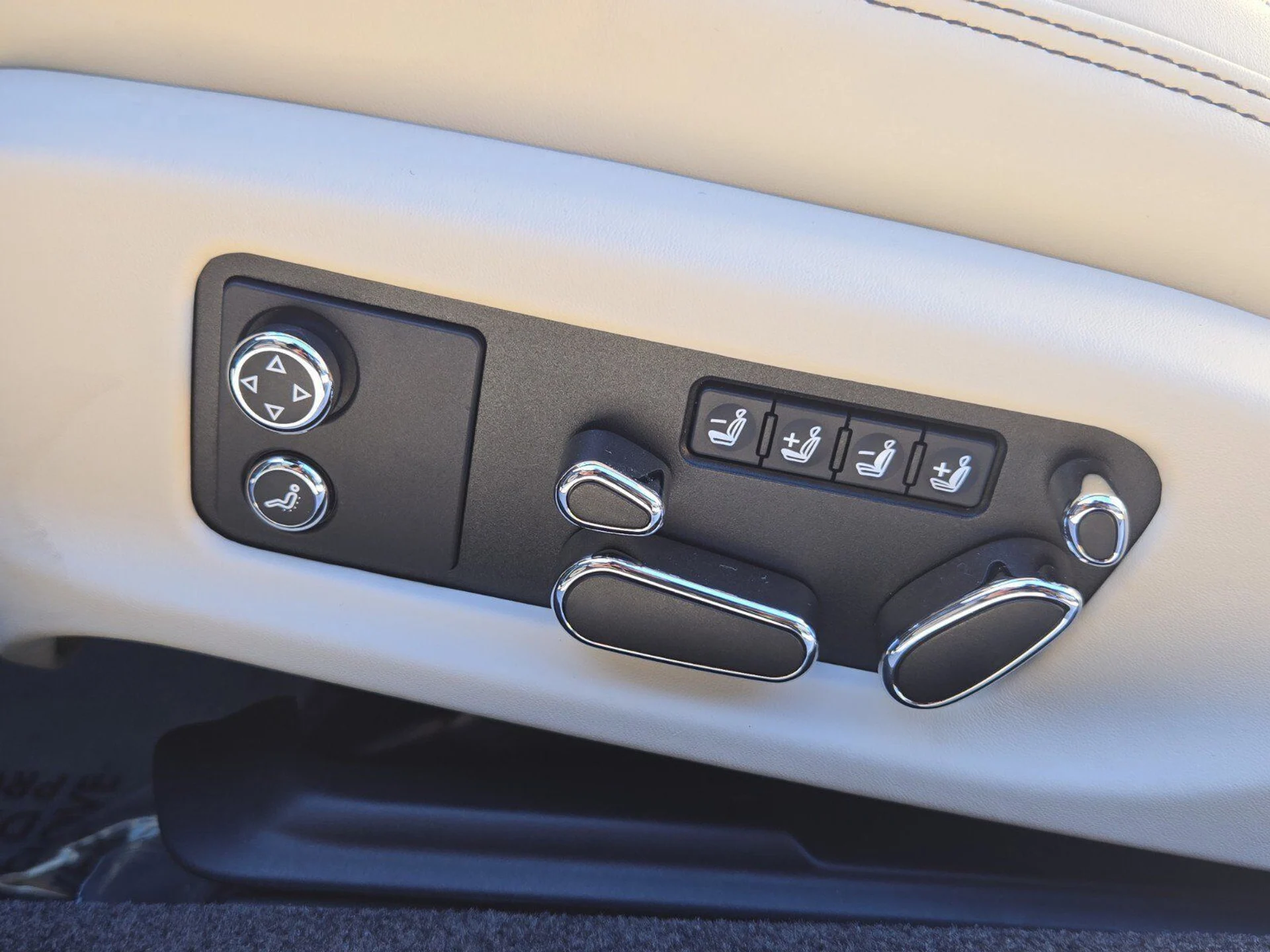 mph019_3730950904_97706675c11ba8f4a305c0ad08f907a8x_e3d17db116