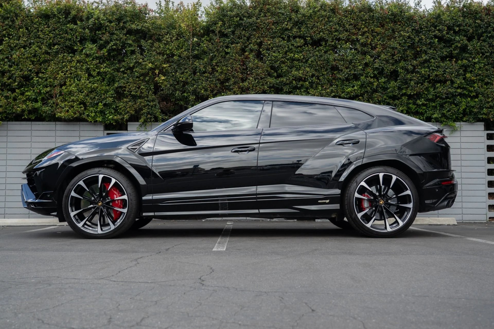 mph019_3736901736_Used_2024_Lamborghini_Urus_S_1757442368_096c04f11c