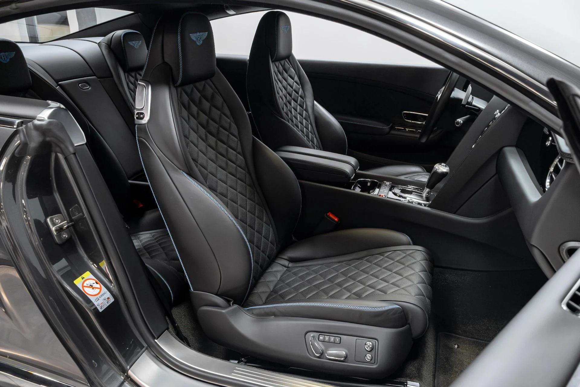 mph019_3741500805_Used_2017_Bentley_Continental_GT_W12_1768496088_b2ffc2511a