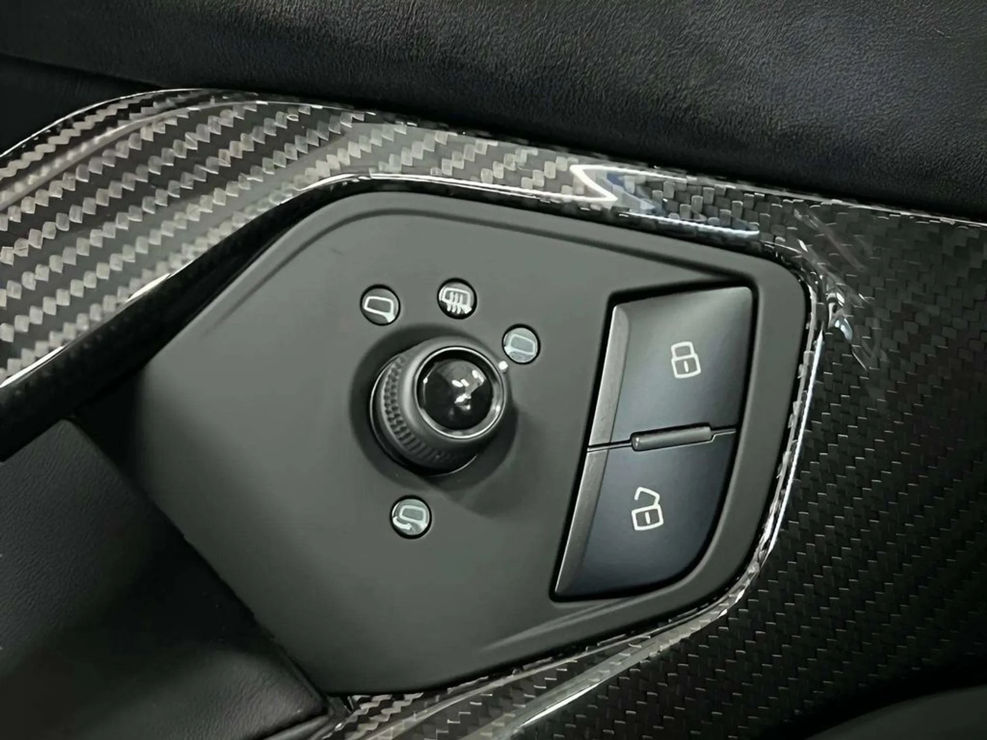 mph019_3743623467_8gkl2llwducft36u5cdinkx7ki0g_777f788101