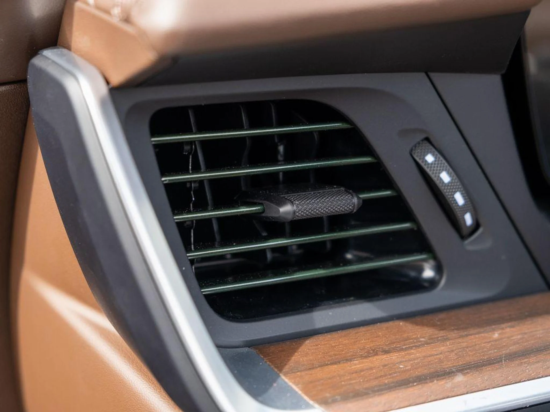 mph019_3747643362_f_E_Yu_AO_Hw6_I_Jvm8o1_Qjra_Ex_Xw_D_Yo_b231f19e3a