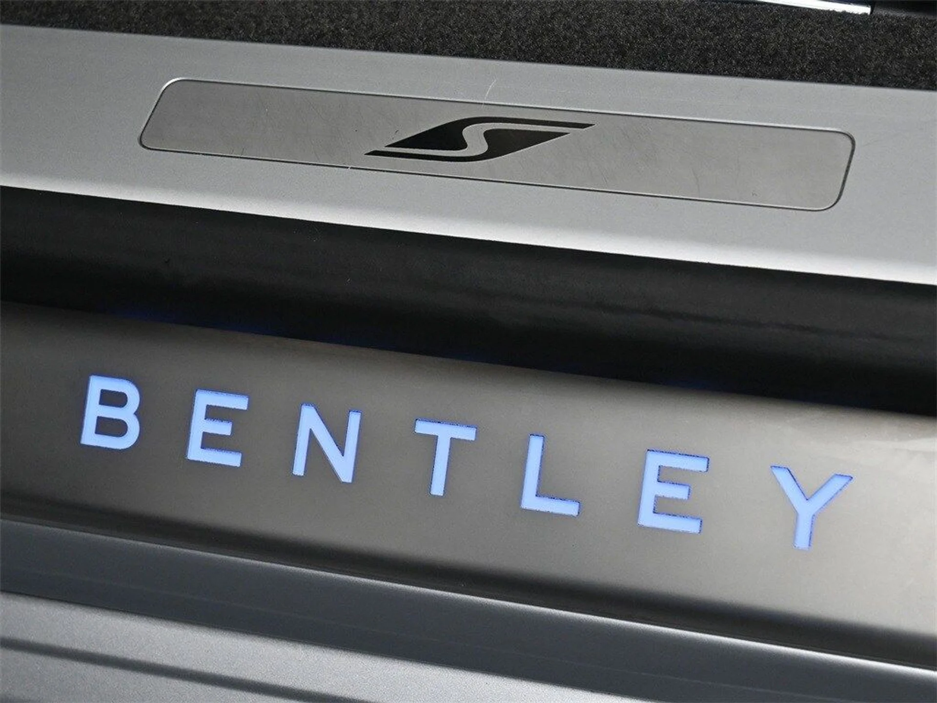 mph019_3749614381_9cc948b5757229559b84945b7bb9cca2x_1a92a0e373