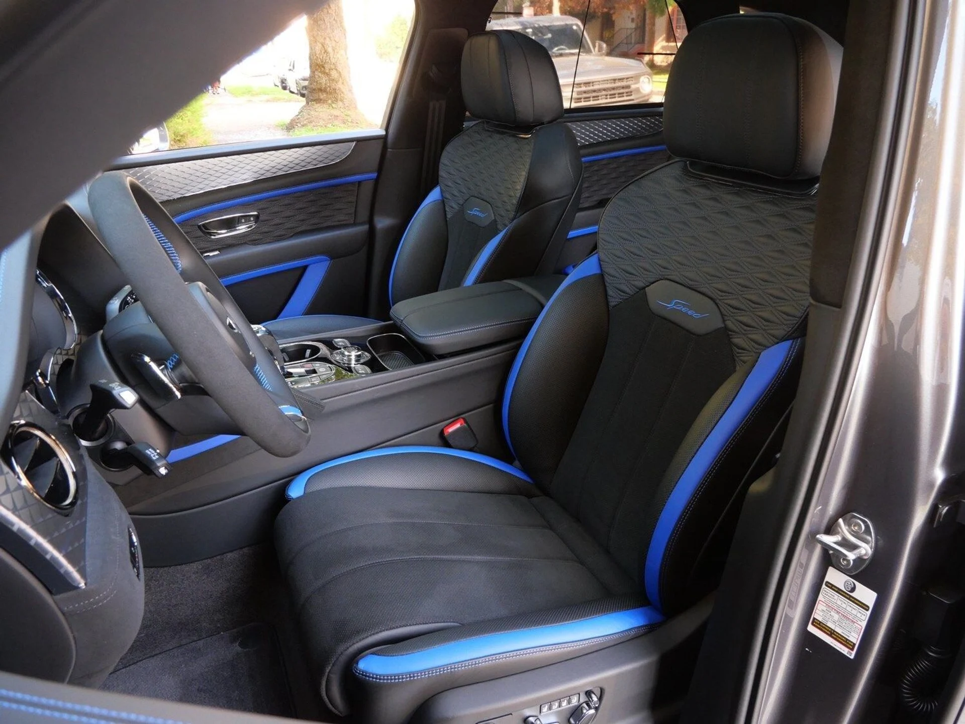 mph019_3751025261_8fa62510ed90f678306f6644996117f5x_5381bea793