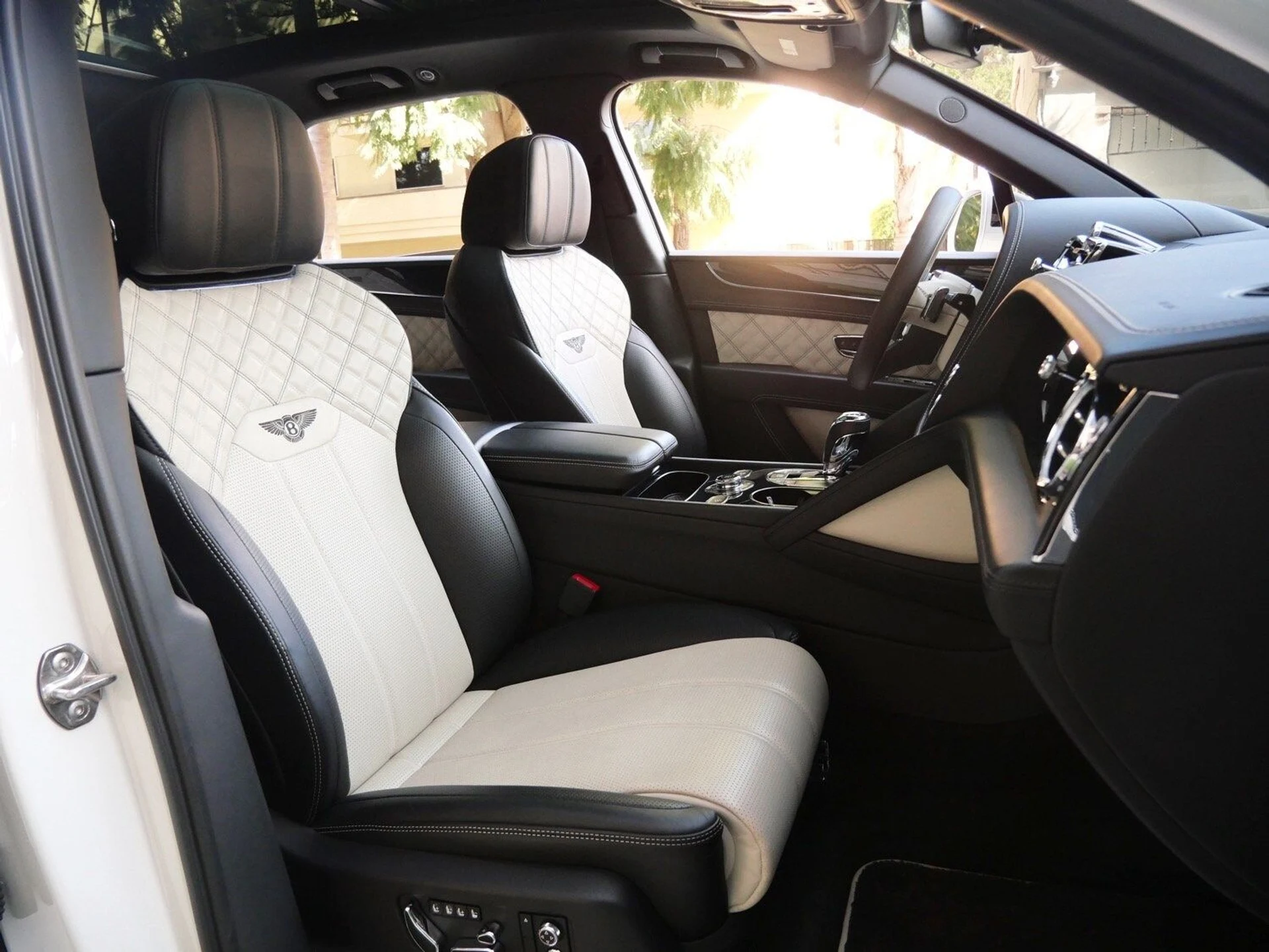 mph019_375583622_3f5b032d4bf8f6a1f7422ec91f8471c9x_7457d6cad5