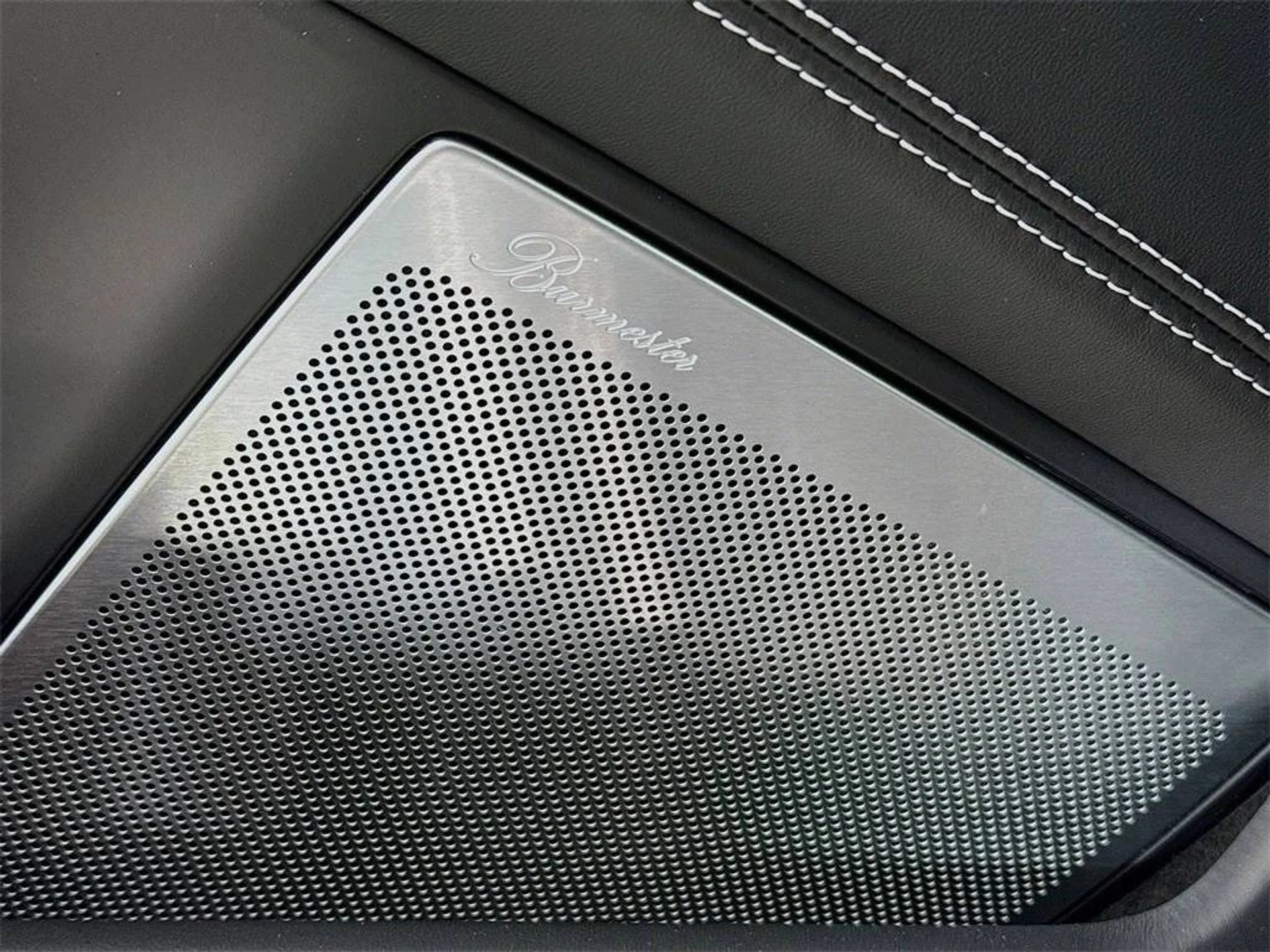 mph019_375613238_1280_a986f93e86