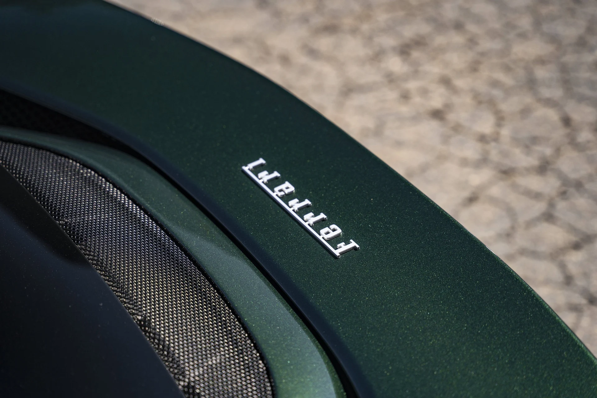 mph019_3759241103_0f46cdce492a482fb684c258951d4bf7_bade48d3ac