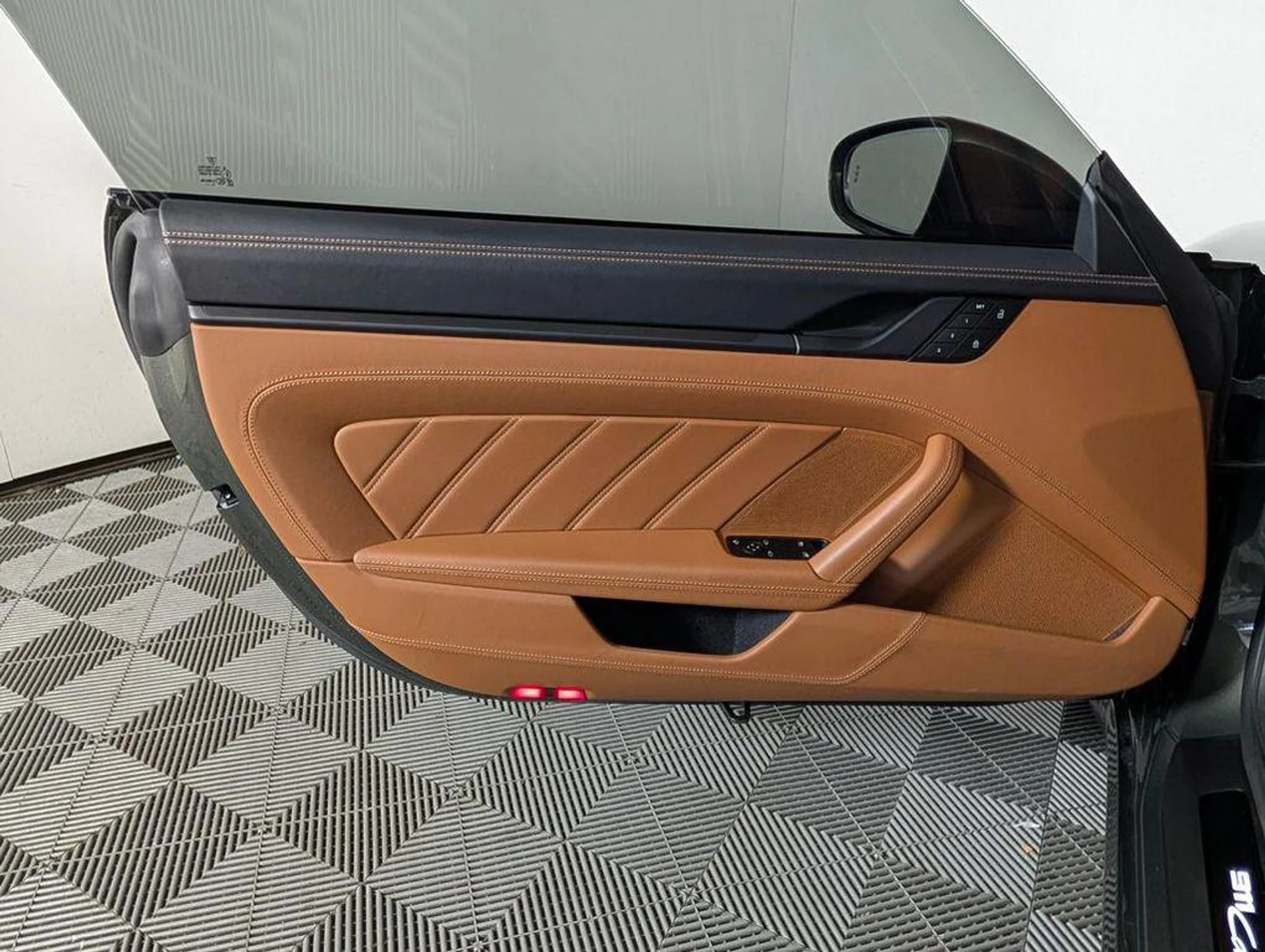 mph019_3759328109_Qpr_Aisz7_VQTS_Fe_j_I6r_Sb_N9_H_Ws_U_fd310f1892