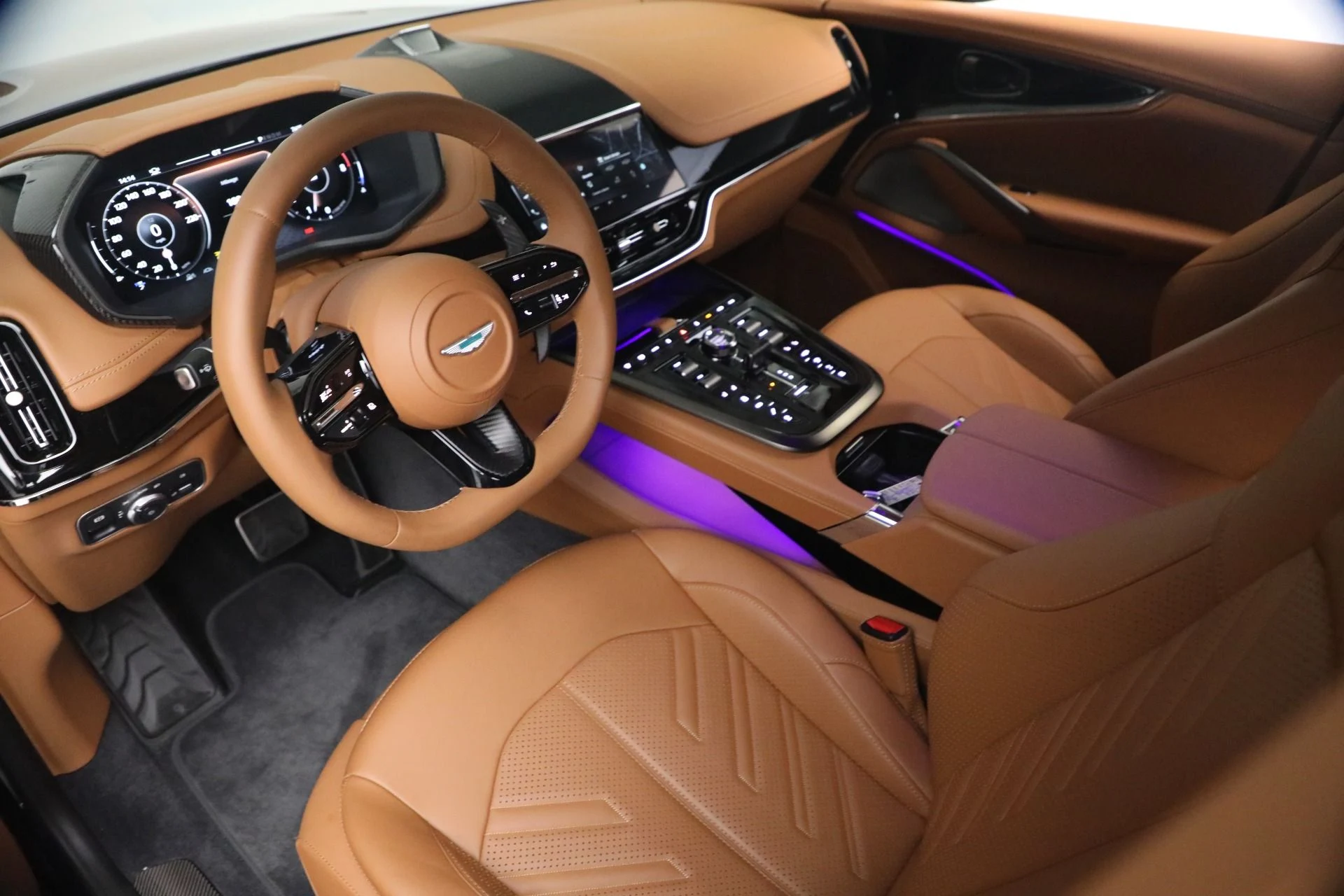 mph019_3764269842_New_2026_Aston_Martin_DBX_S_1787860964_649ca898aa