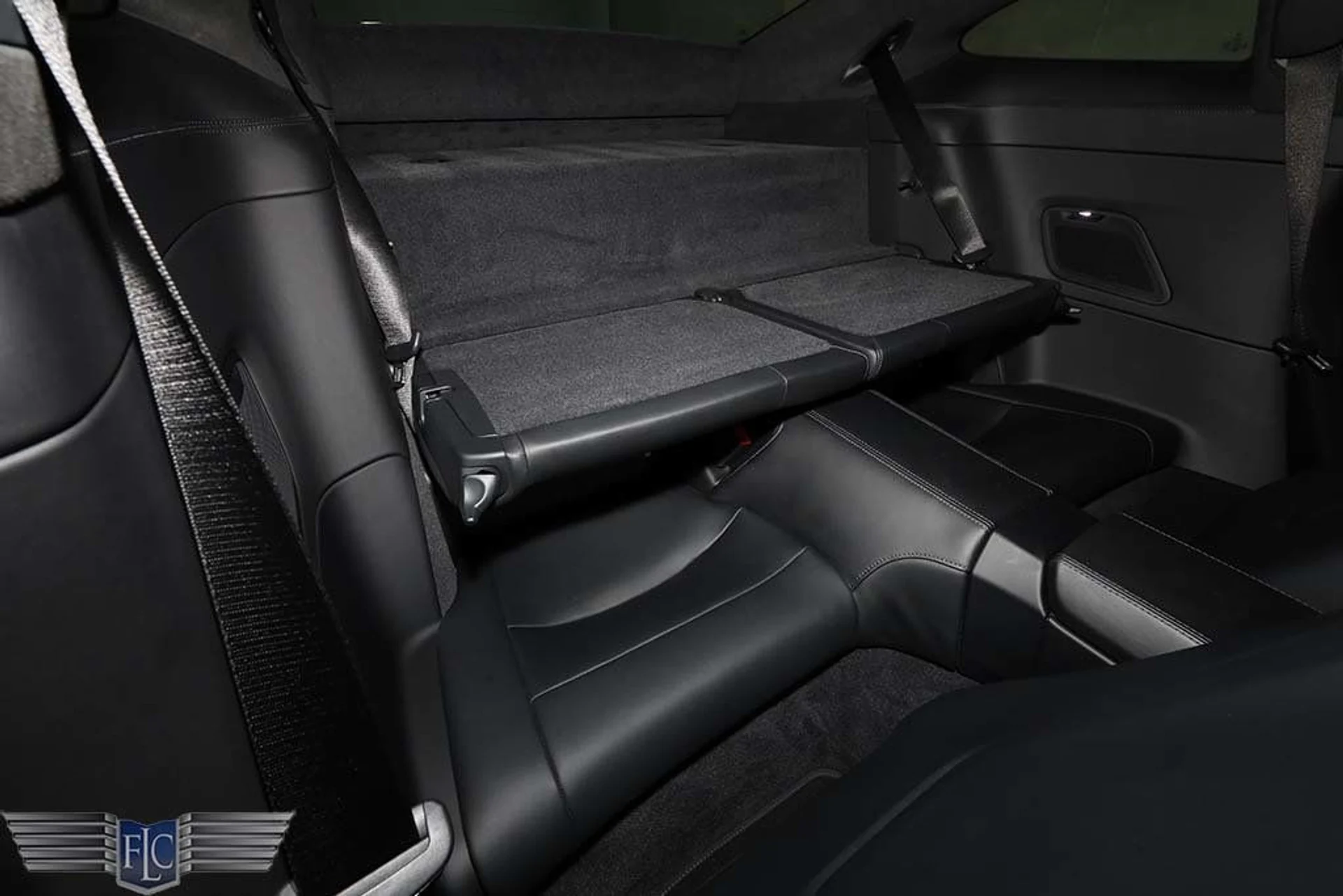 mph019_3765316633_used_2022_porsche_911_turboscoupe_9689_23001606_20_1024_fe3e81b71d