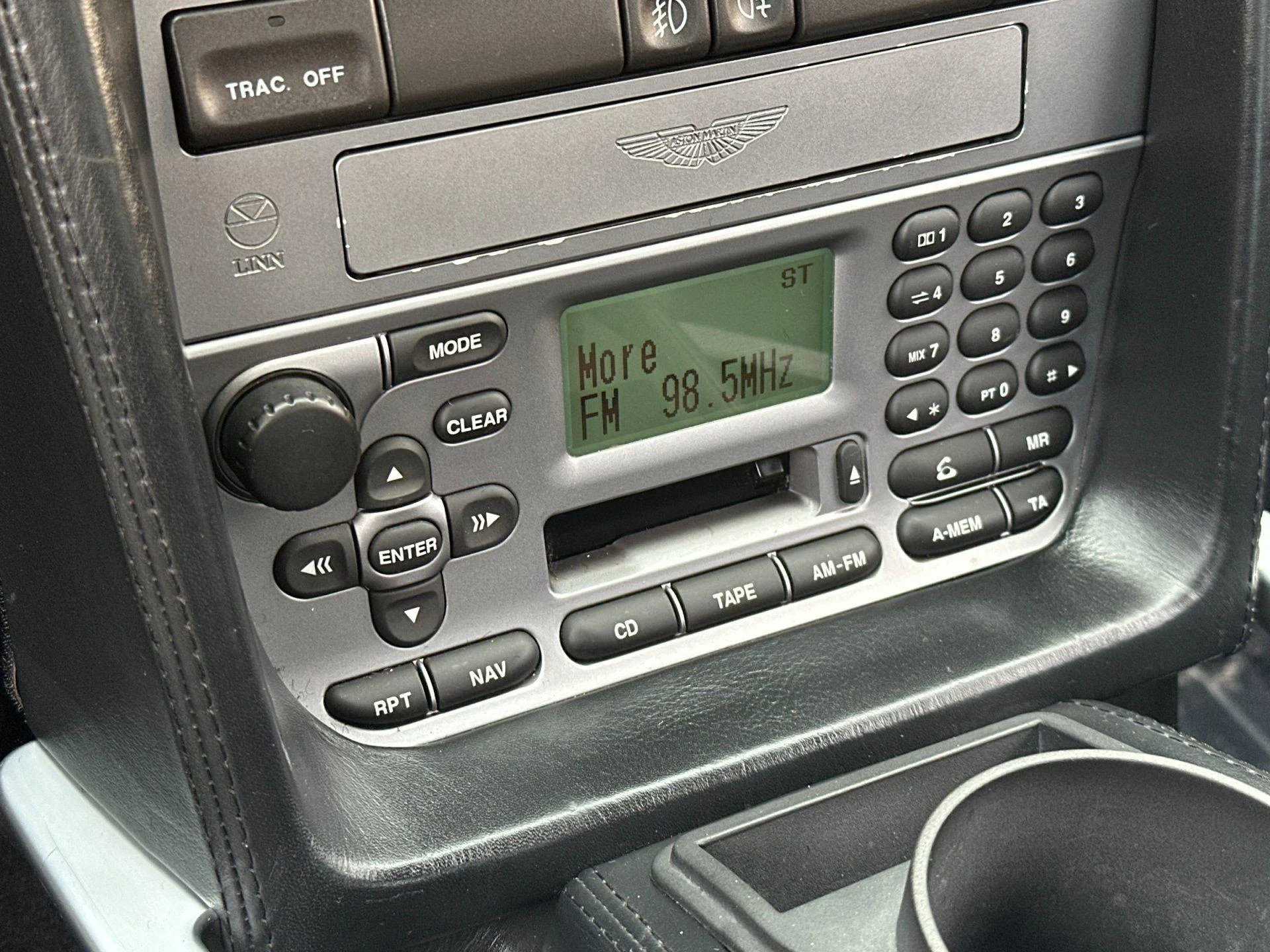 mph019_3778497074_Used_2005_Aston_Martin_Vanquish_S_1772012913_ce34b76307