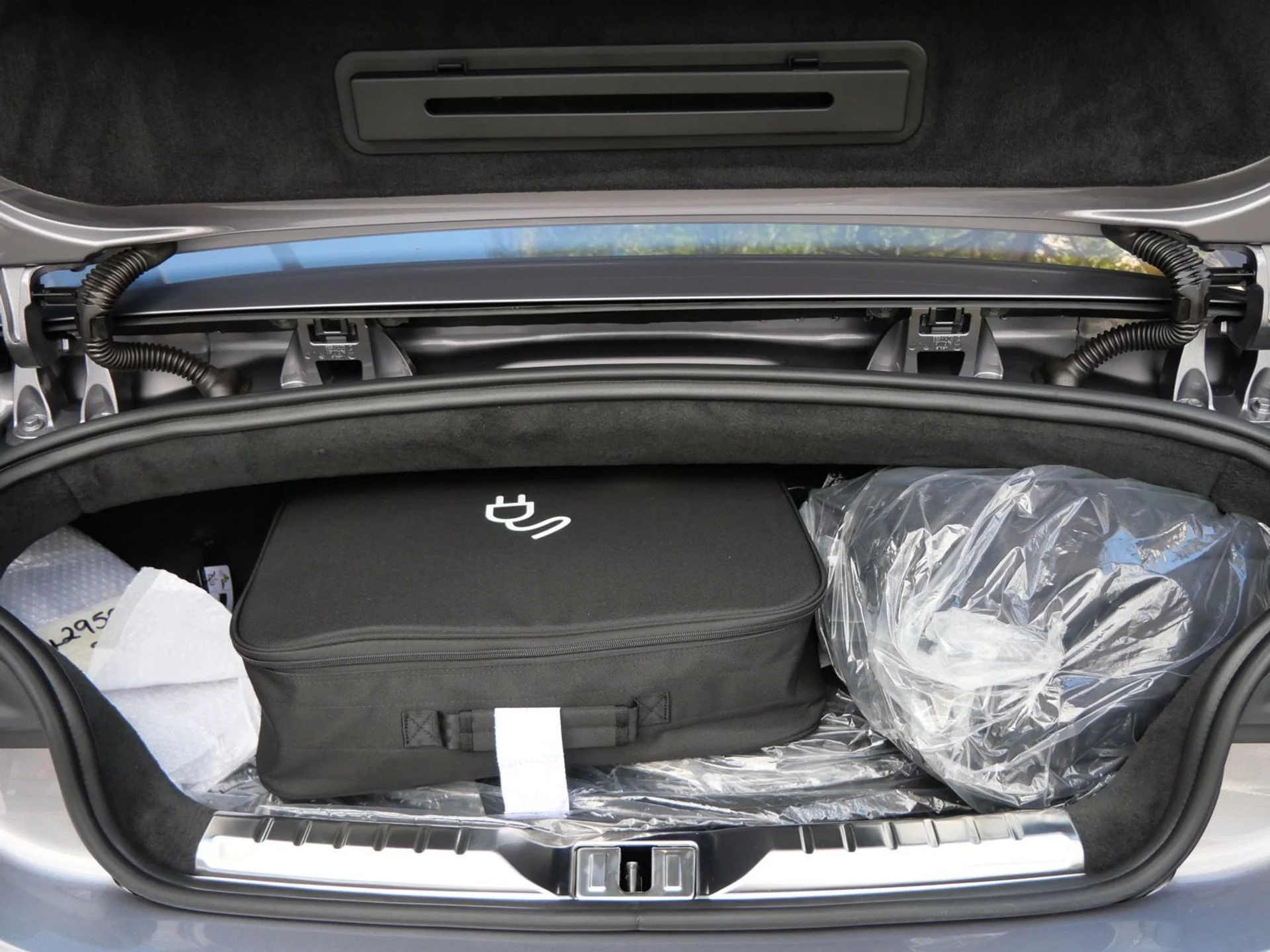 mph019_3778529573_b8561496d33cd2495fdbdb37e255629cx_0ed3cbe598