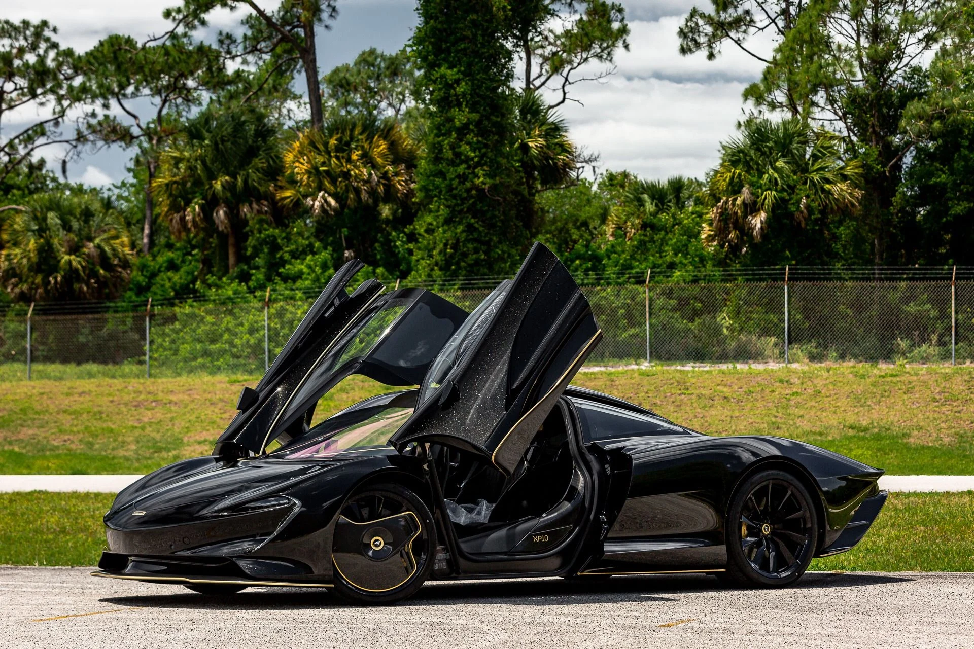 mph019_3782781169_Used_2020_Mc_Laren_Speedtail_XP_10_Bespoke_15f5d03901