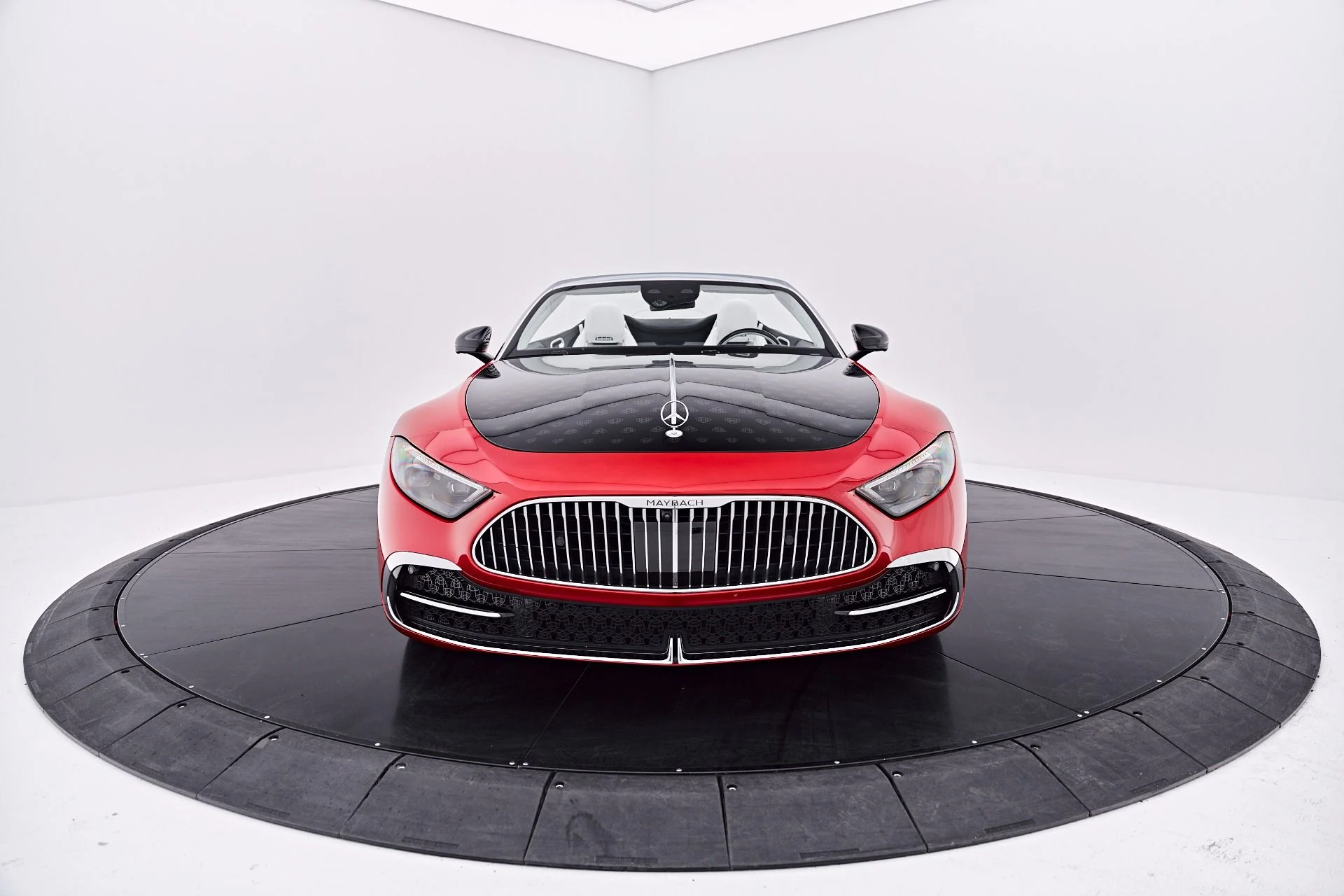 mph019_3786929205_Used_2026_Mercedes_Benz_SL_Class_Maybach_SL_680_1786583625_93baf57efc