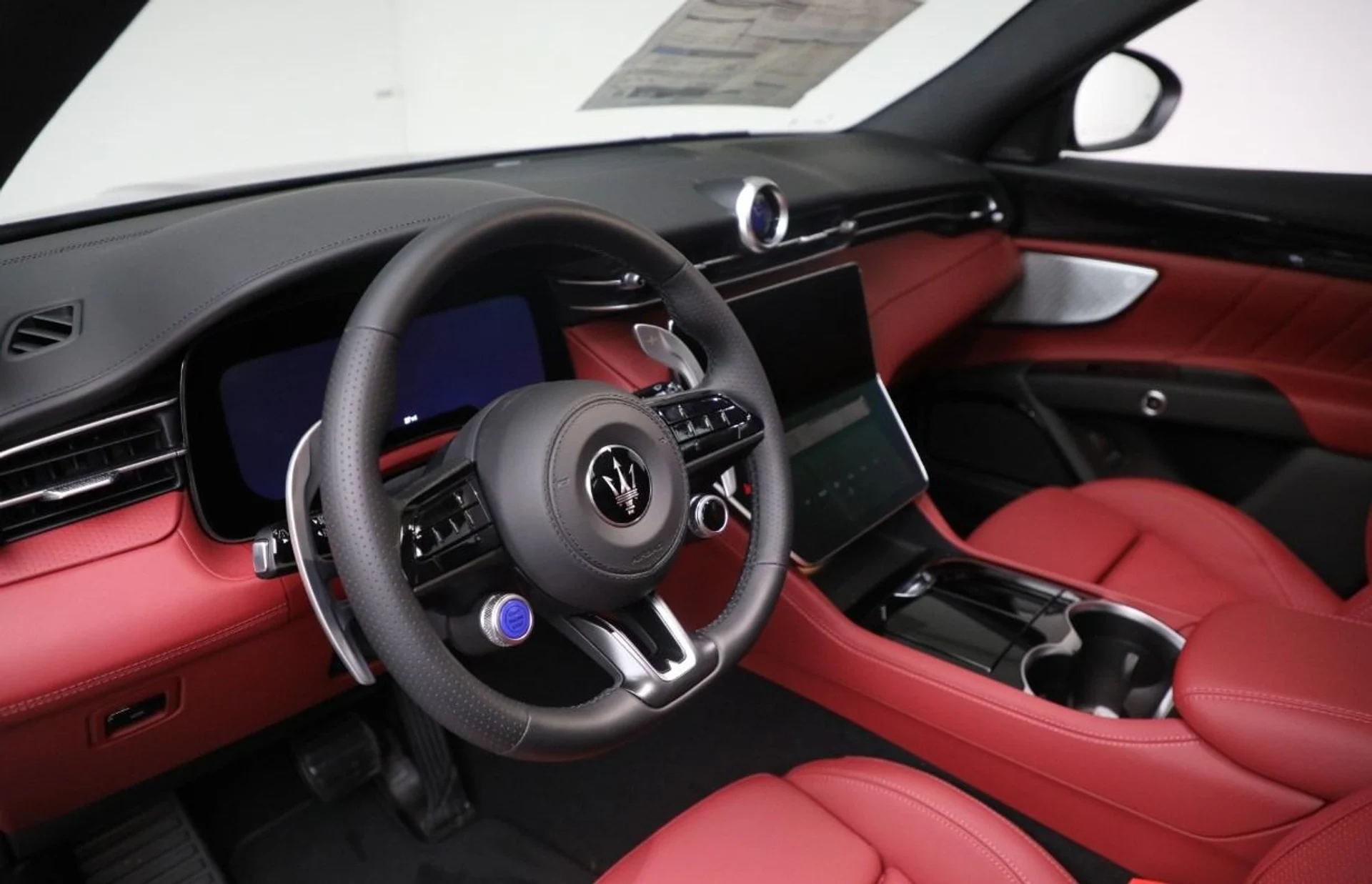 mph019_3787178874_New_2025_Maserati_Grecale_Modena_2aa2ea40b9
