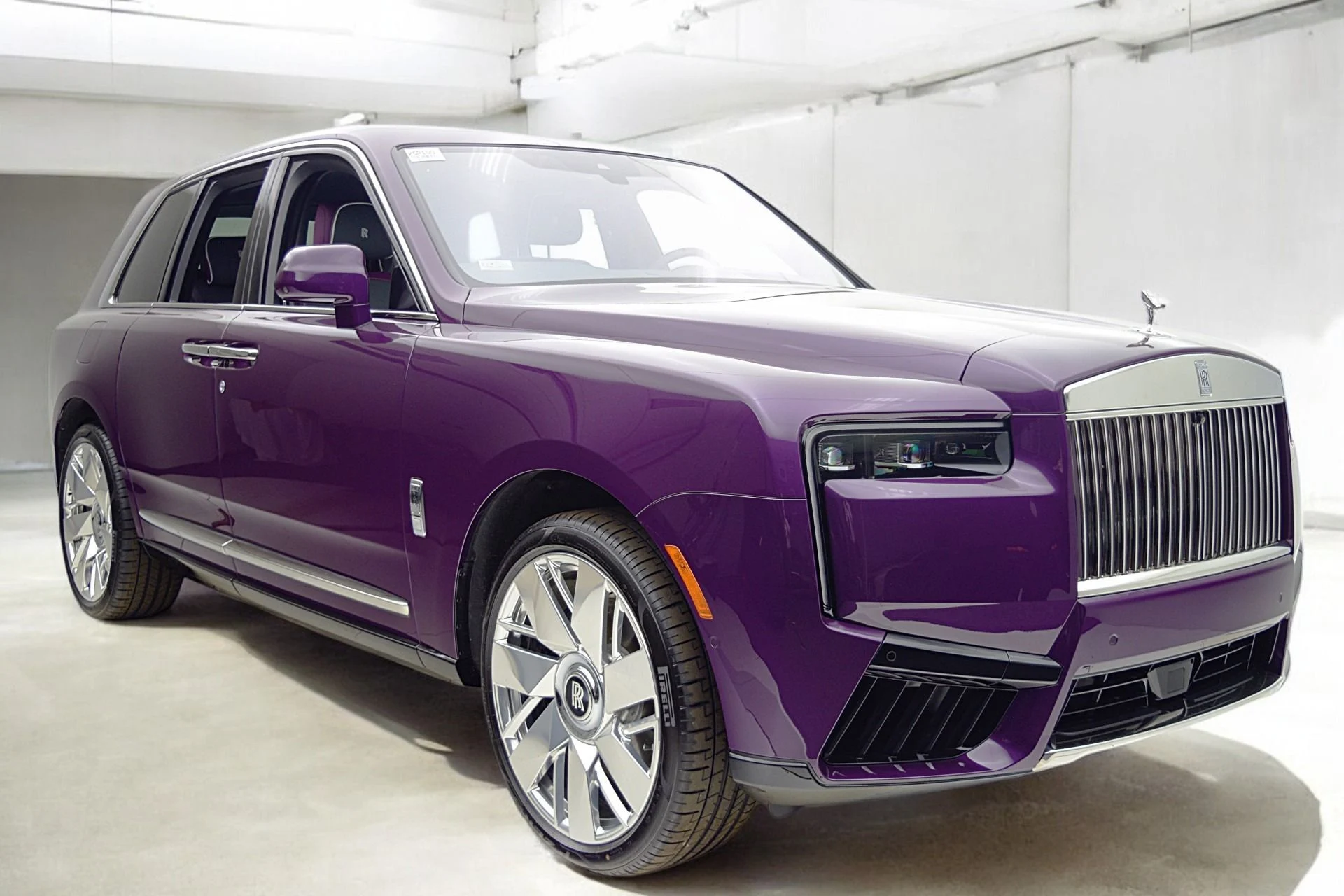 mph019_3788570944_Used_2025_Rolls_Royce_Cullinan_729c85ed1c