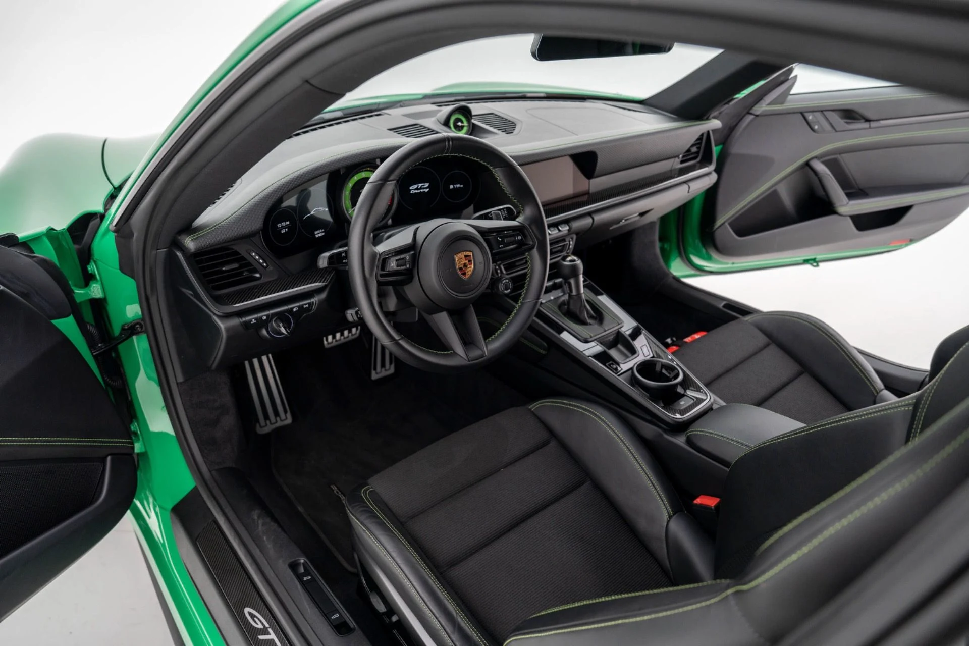 mph019_37894035_Used_2022_Porsche_911_GT_3_Touring_1775584406_7fa0dbd32e