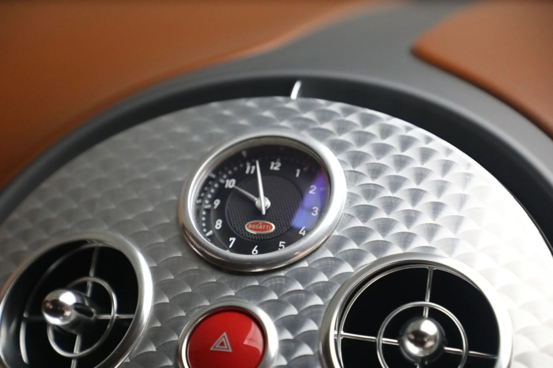mph019_3822688040_Used_2006_Bugatti_Veyron_164_421bfd1ce7