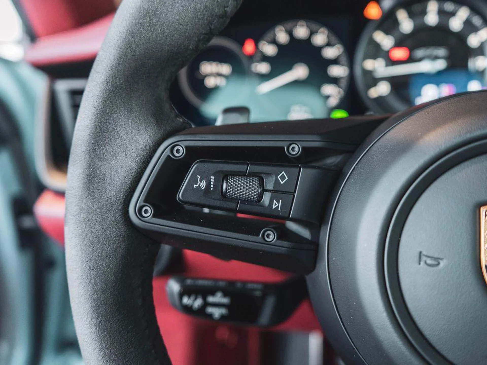 mph019_3829494457_gdww_Jz0_b_L3_E_Ydrs13s489rq_U2c_6dcc6079a8