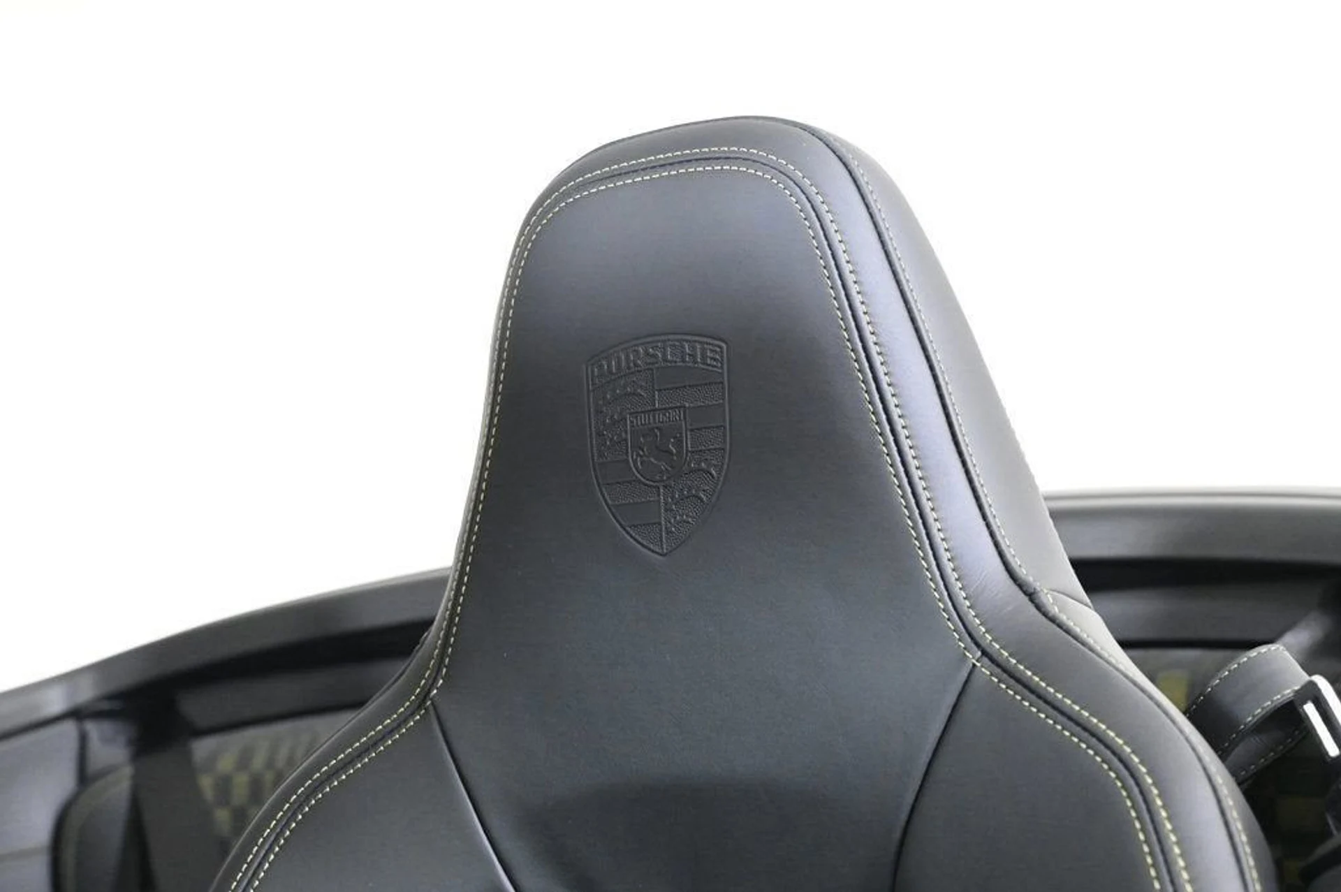 mph019_383241504_80a8e7351da64f5289a3ecf5c6dd4fe2_0092315656