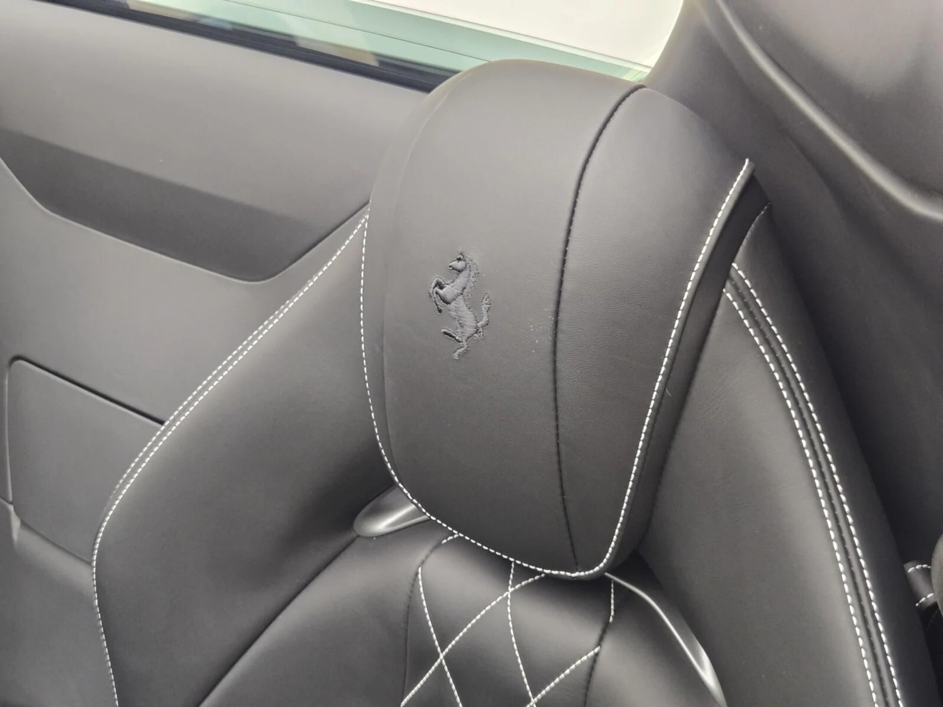 mph019_383989179_Used_2022_Ferrari_812_GTS_1765263626_cc09fec435