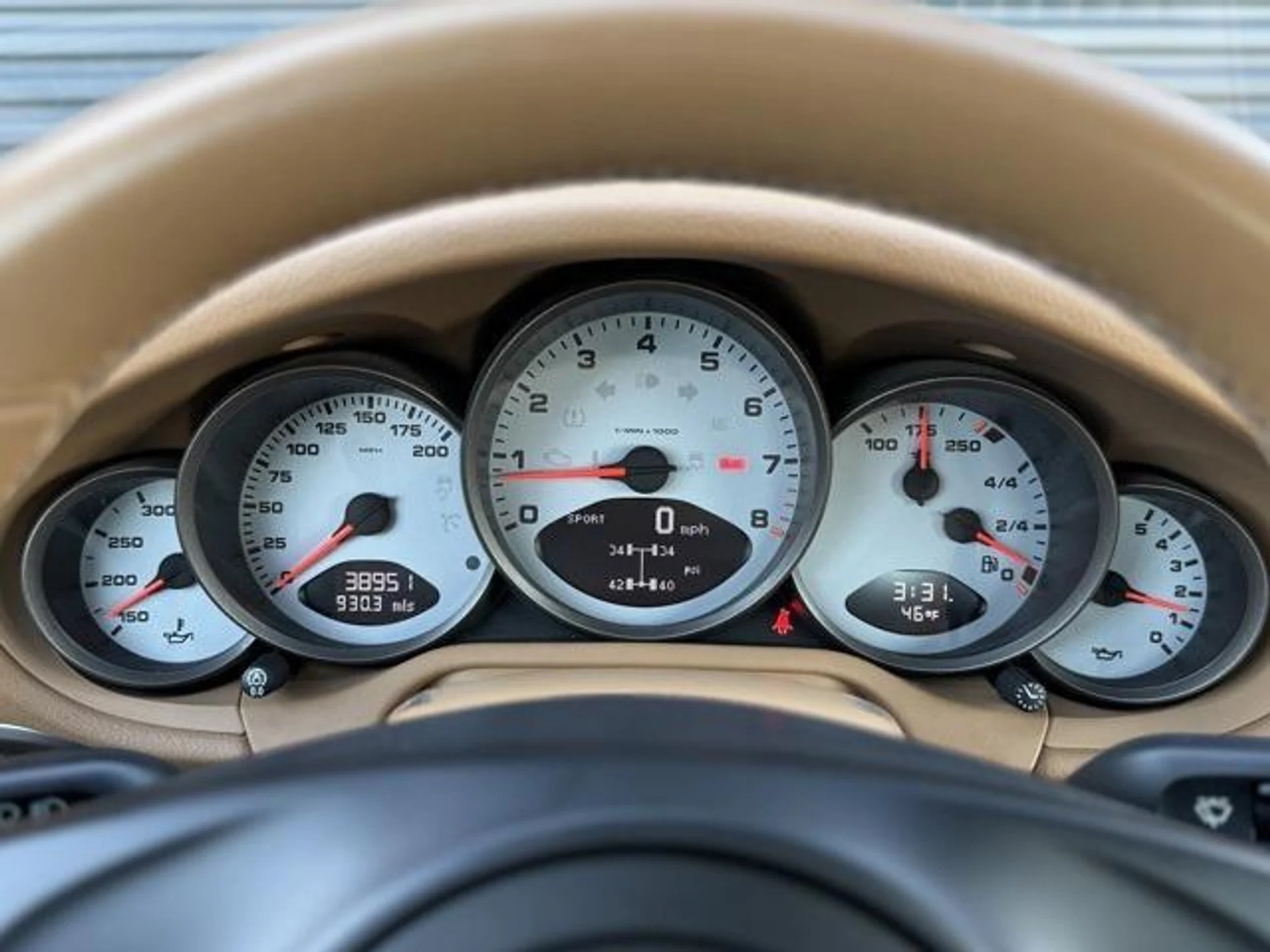 mph019_3854275719_e_HU_Vz_K_DY_d_R_v_IU_mx_M_Us_H4b_S4_9cad77978b