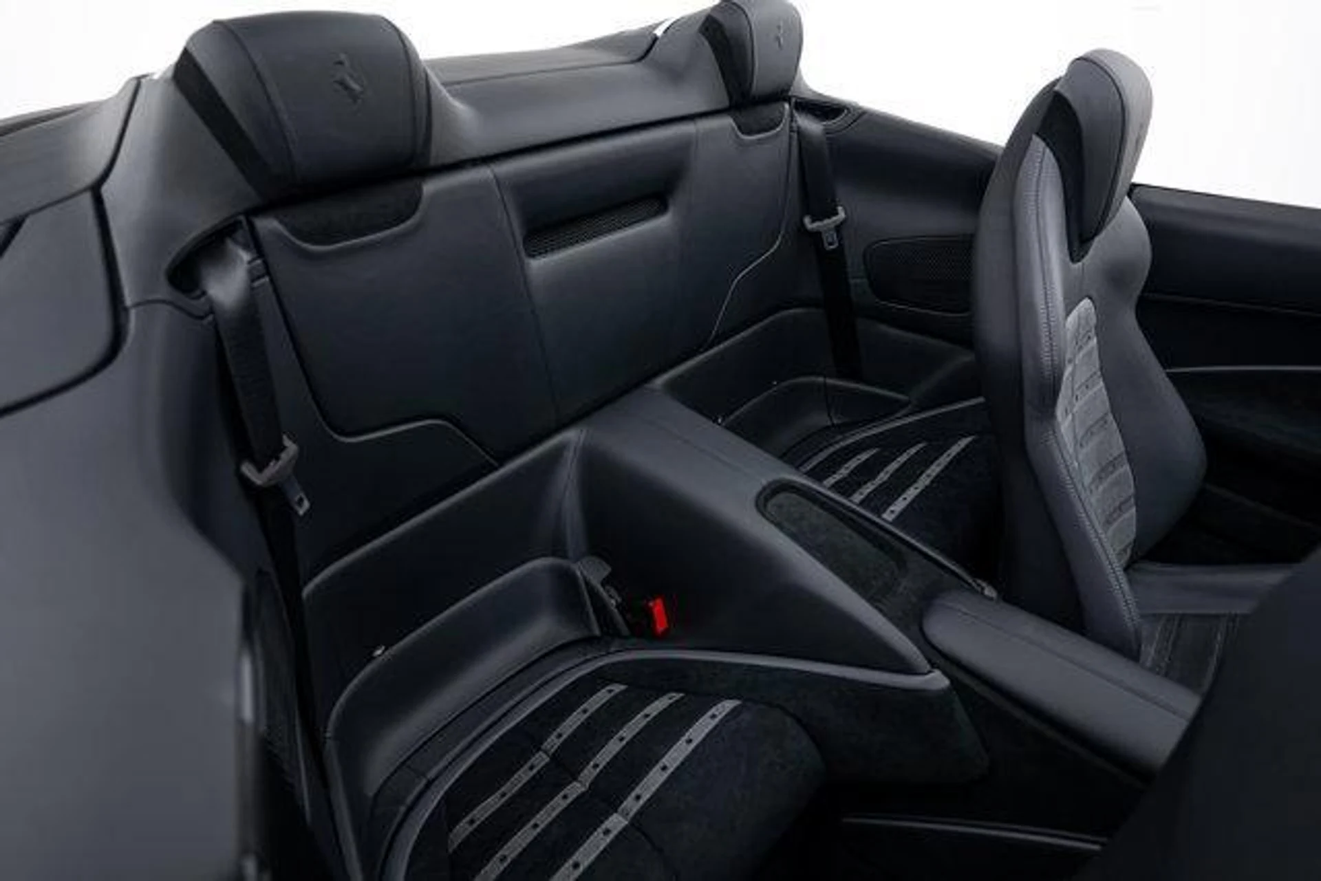 mph019_386800548_Wd4_KZI_5_EME_Bn_RP_Kjdp_Fpbe9n_Ko_2cb6529983