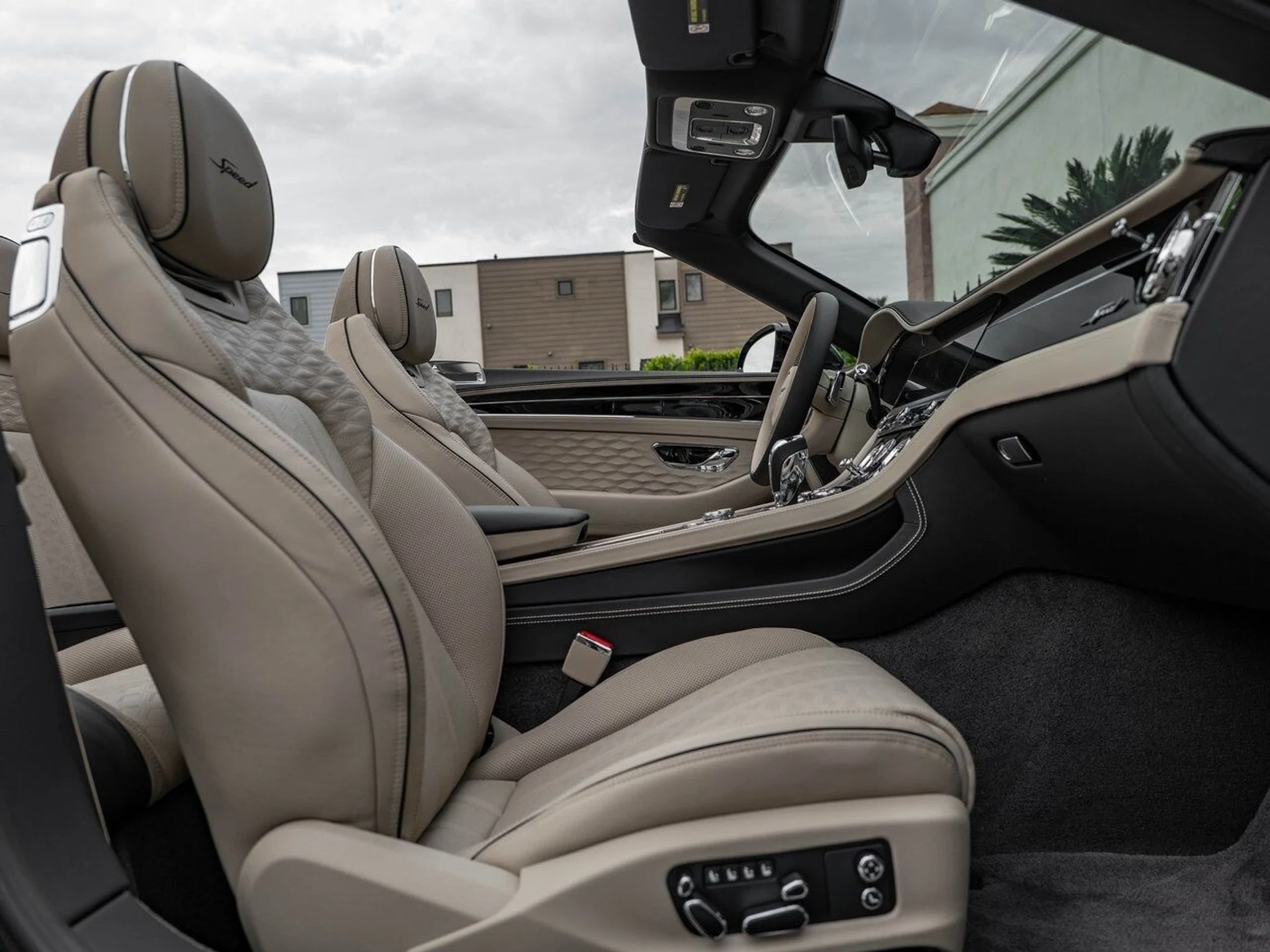 mph019_3879327219_1b24616863de4002d0aeaf142e1c877ax_8b7a5c0955