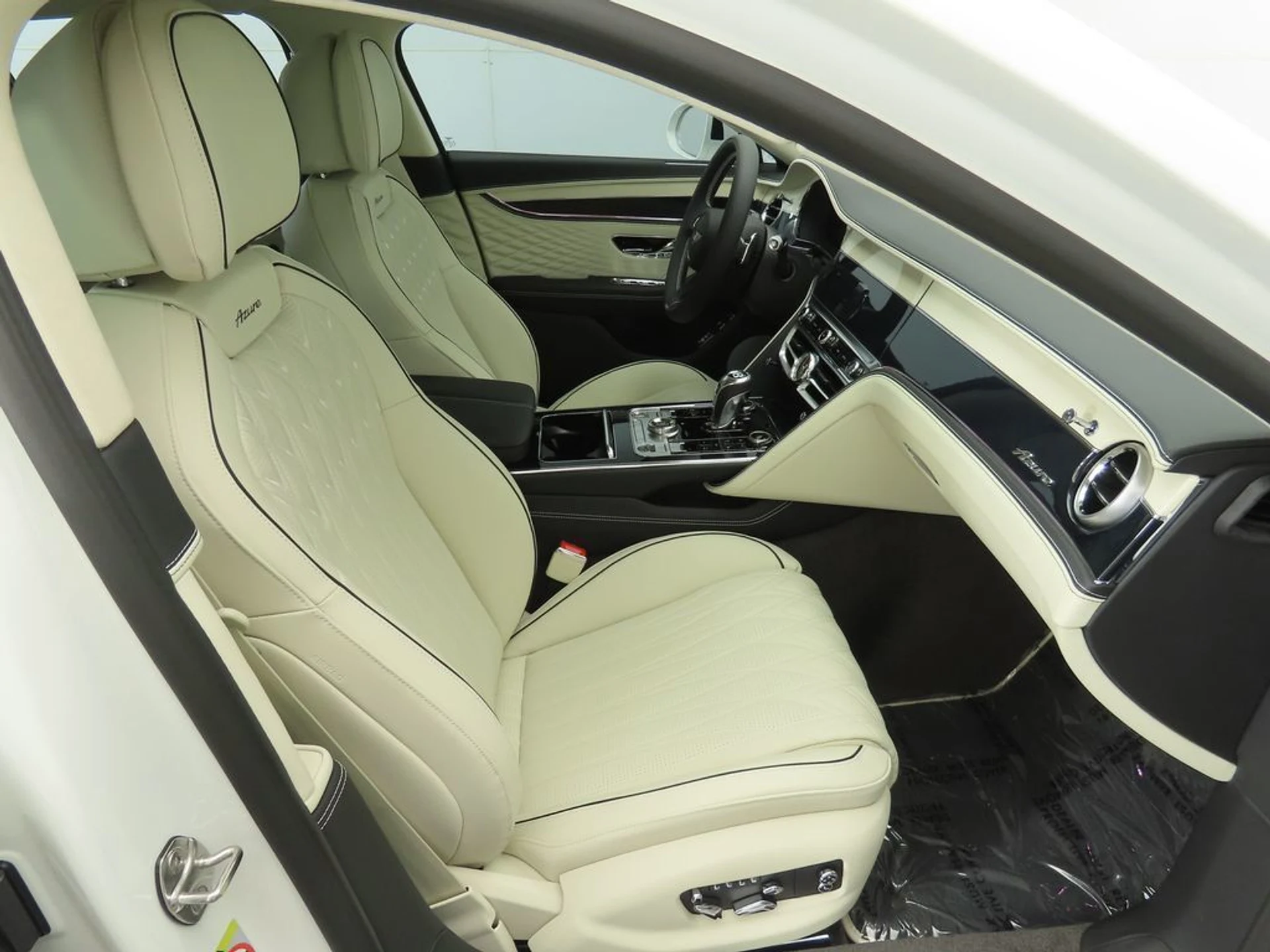 mph019_3885691560_new_2026_bentley_flying_spur_azure_8119_22909989_20_1024_184ffb65f7