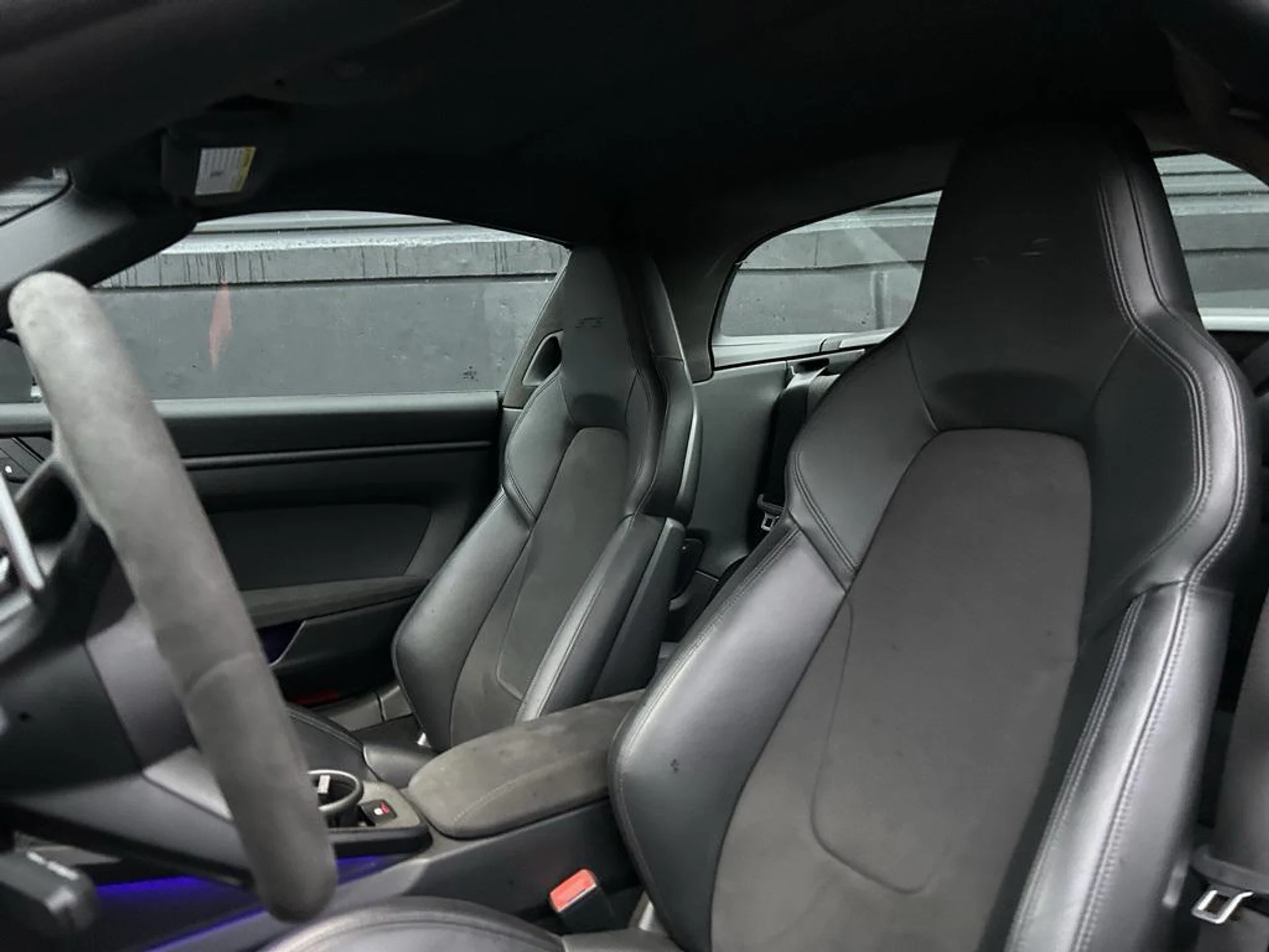 mph019_3904848462_S8wl1zjn_RAZ_1c_x_UN_908l_C_Luk_Os_e1730f571c