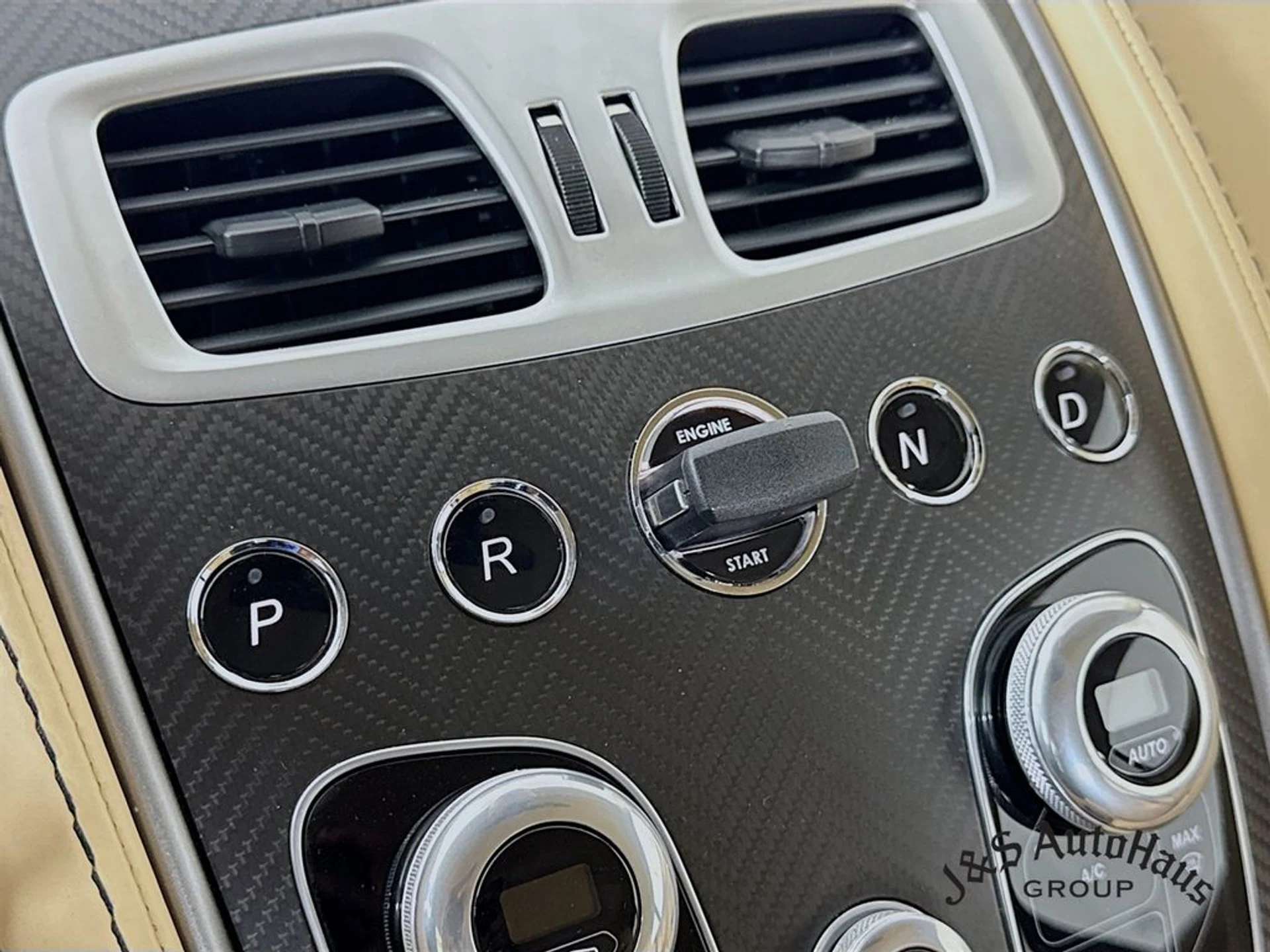 mph019_3907714651_da4wngb8y2scoz9xctws6egqsq3y_1fa11986a4