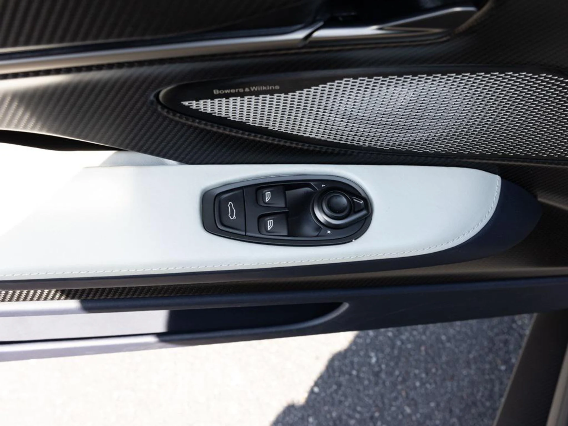 mph019_3926006261_456162572_68c00a6d847c7f35d6e673ce_771b23e890