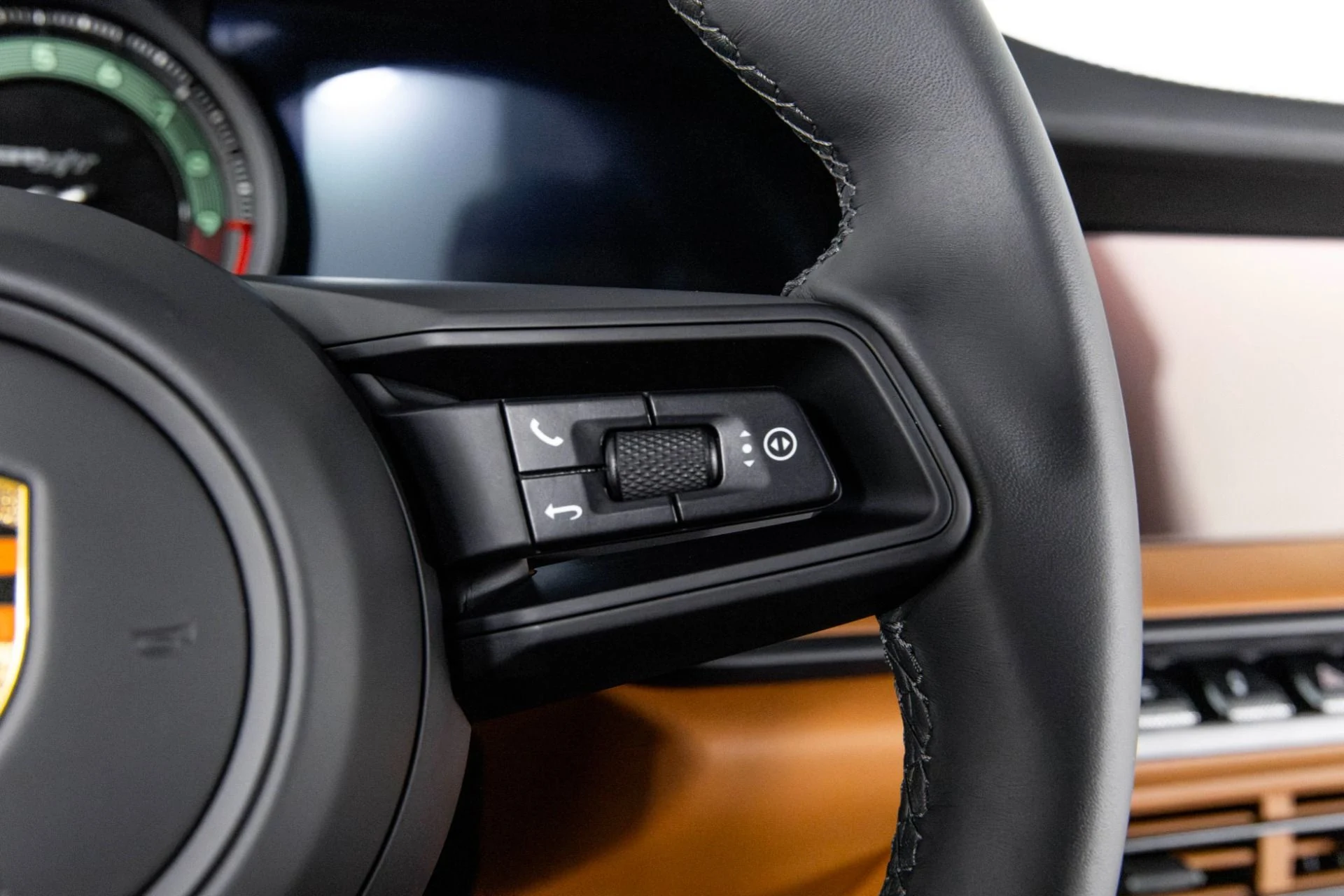 mph019_3926846913_Used_2024_Porsche_911_ST_1762299719_52a6f893d7