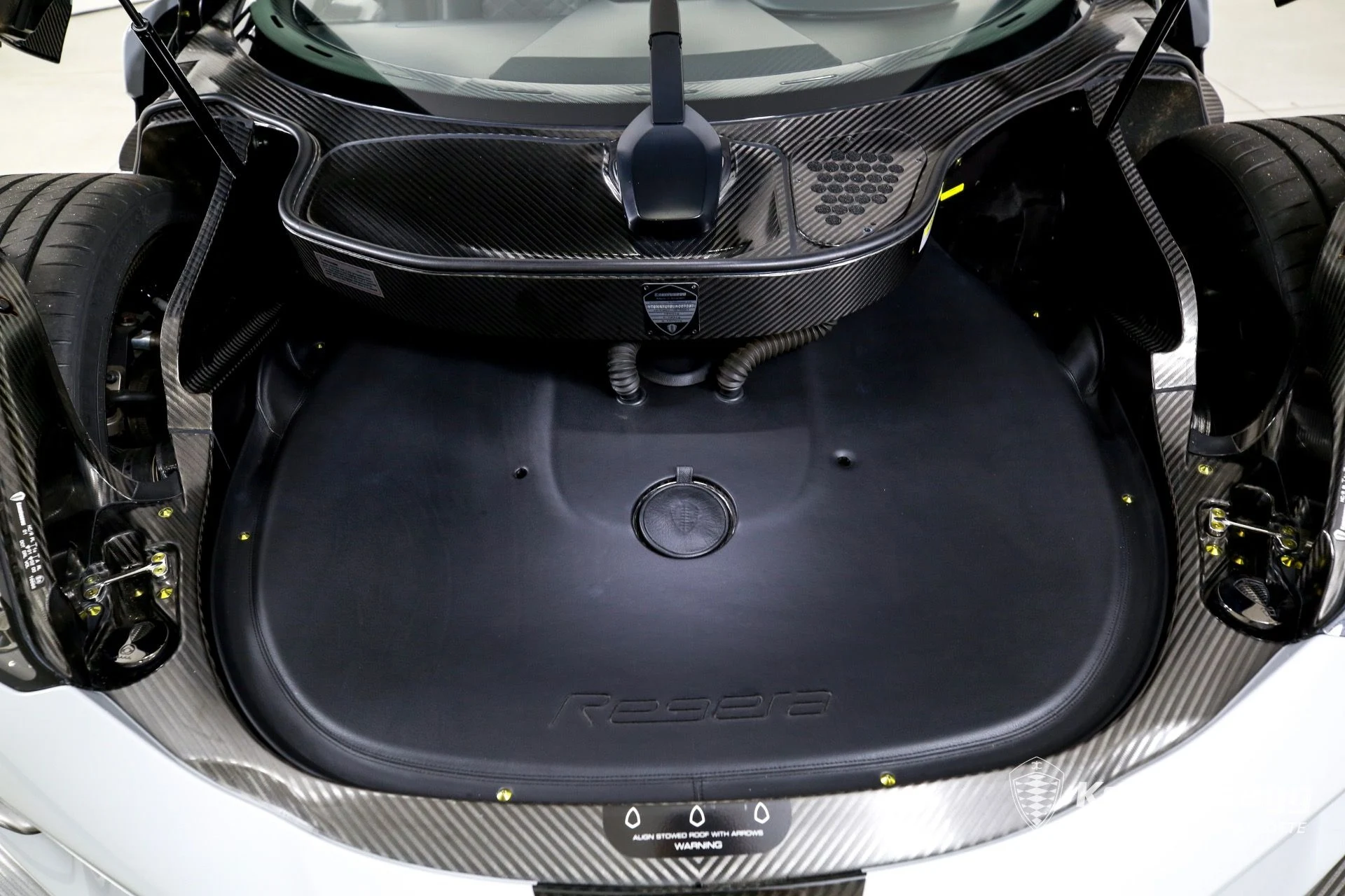 mph019_3928546320_Used_2020_KOENIGSEGG_REGERA_1761057076_d9c216994d