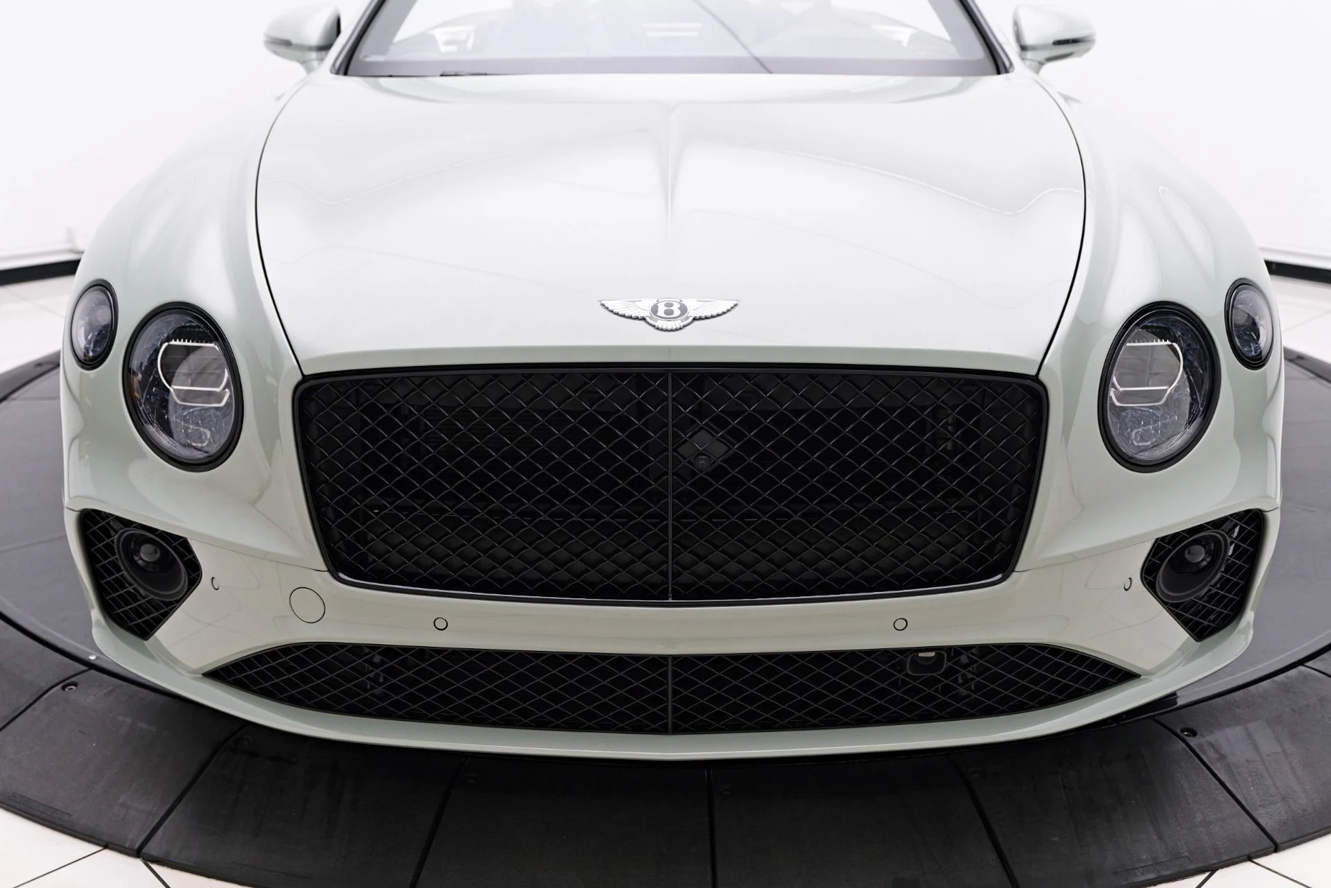 mph019_3929160943_Used_2024_Bentley_Continental_GT_Speed_1758316043_c48fb5214f