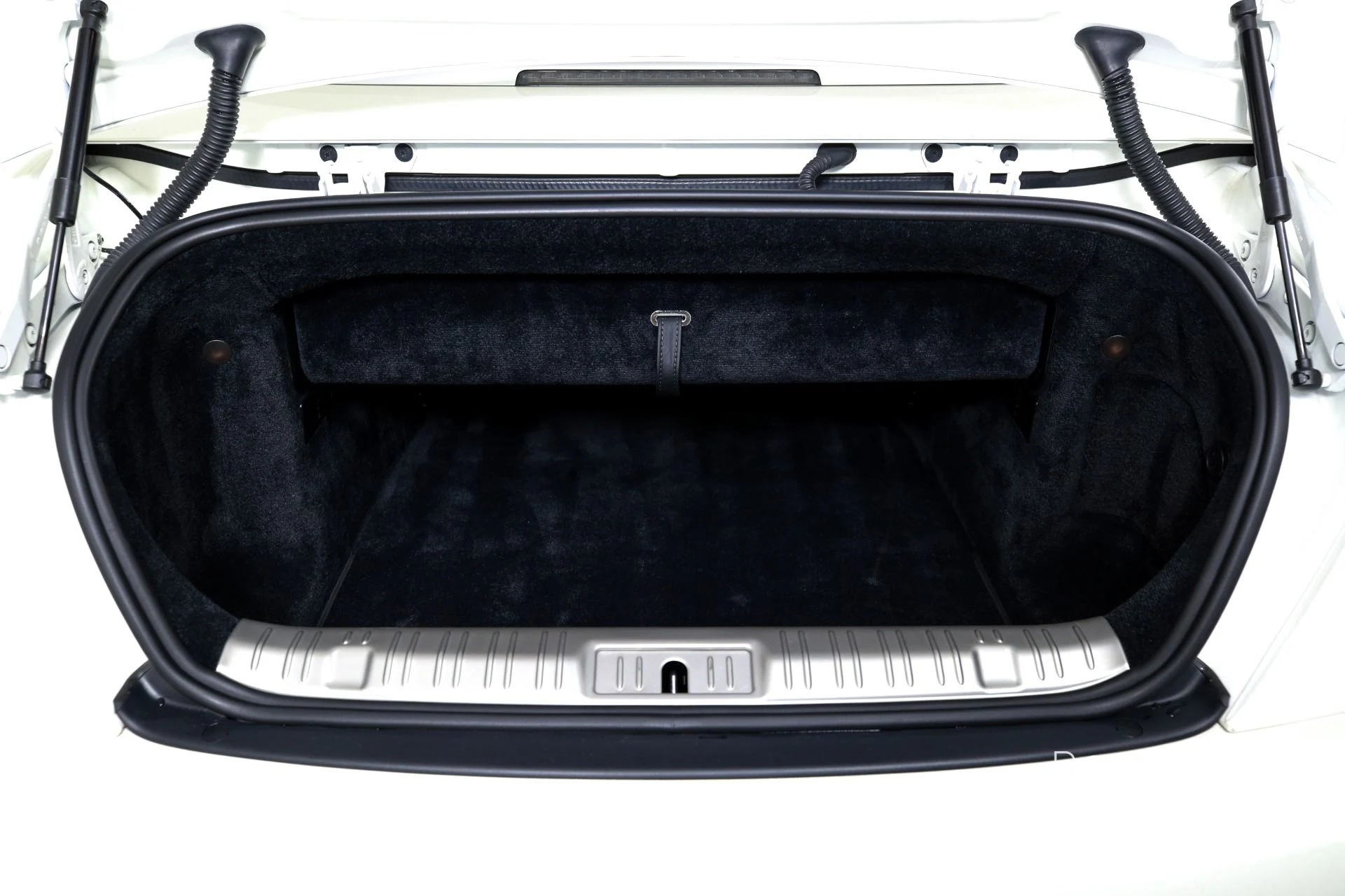 mph019_3933171052_Used_2020_Rolls_Royce_Dawn_1775592549_b80f09f3da