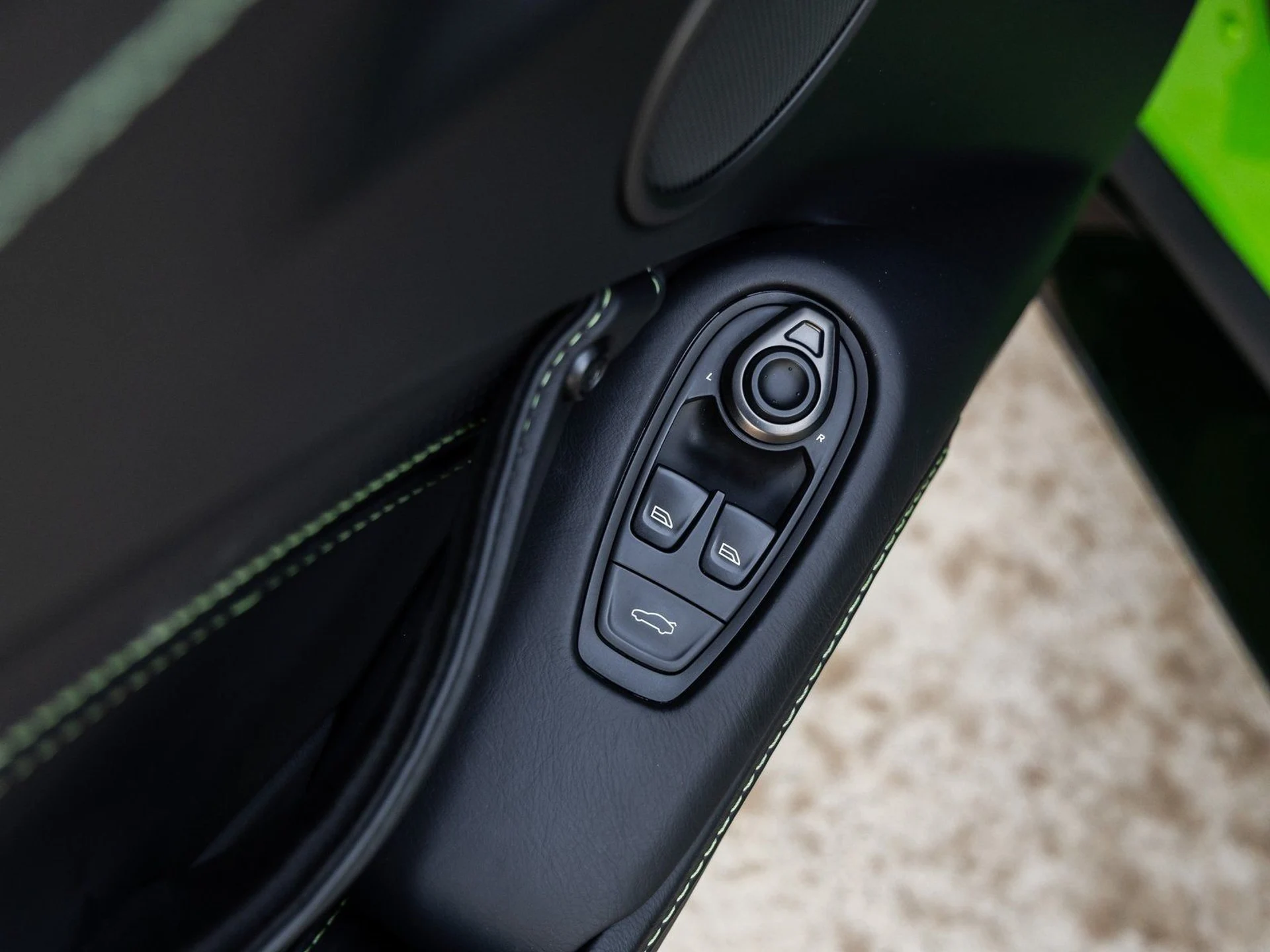 mph019_3934647443_20_299f360bb5