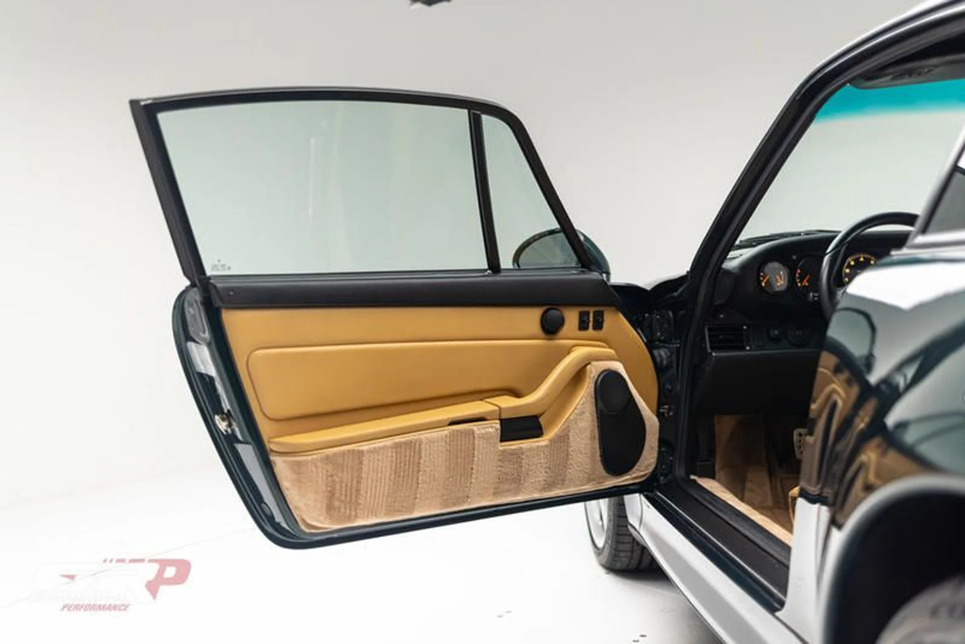 mph019_3944608850_A46_EC_06_B_E887_4135_B350_9_EFCF_884_AE_85_d4aa8e96c3