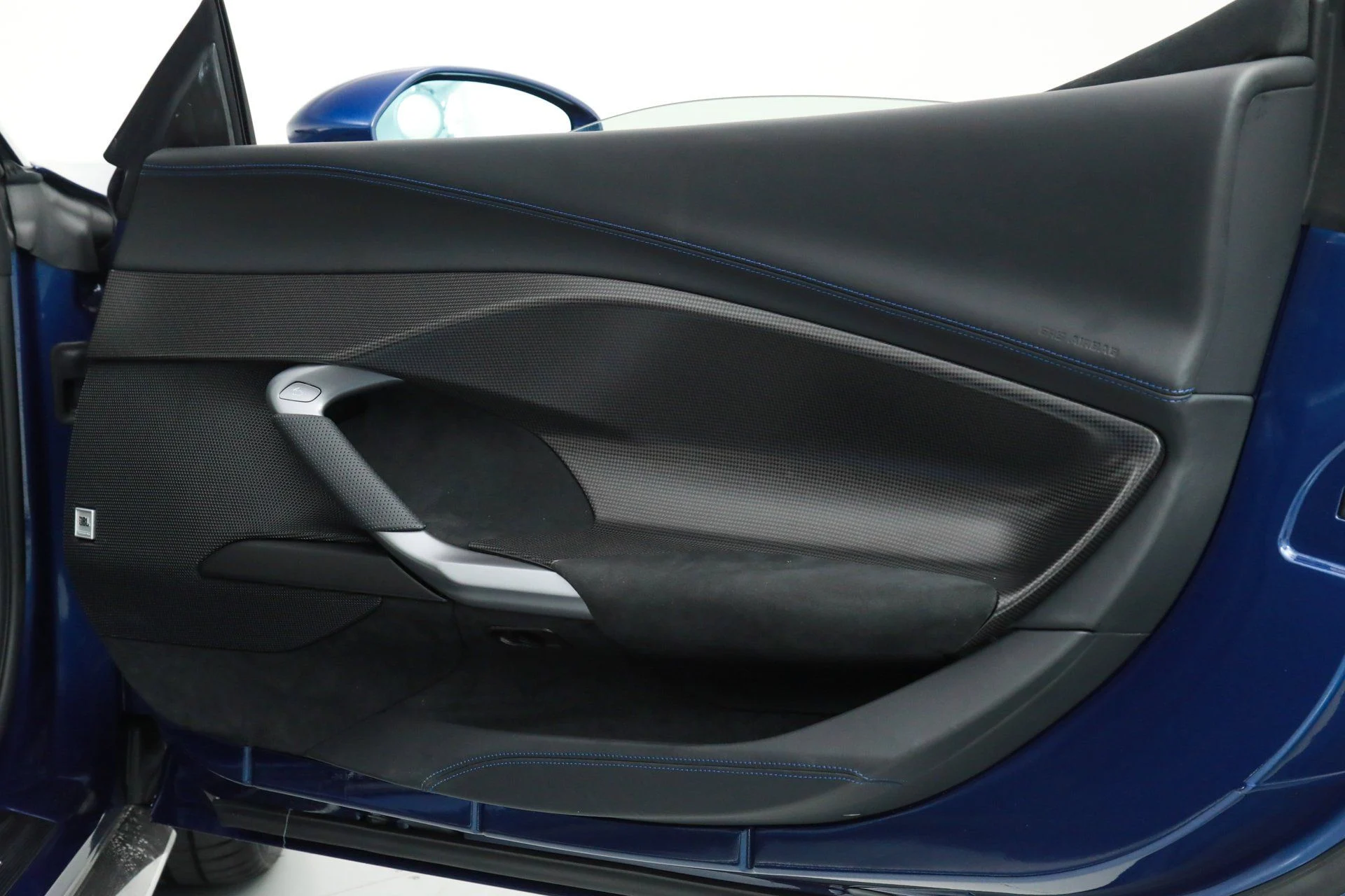 mph019_3947833190_52e74b2de999e00a3c750c6114ca9b34_9456a13a0b