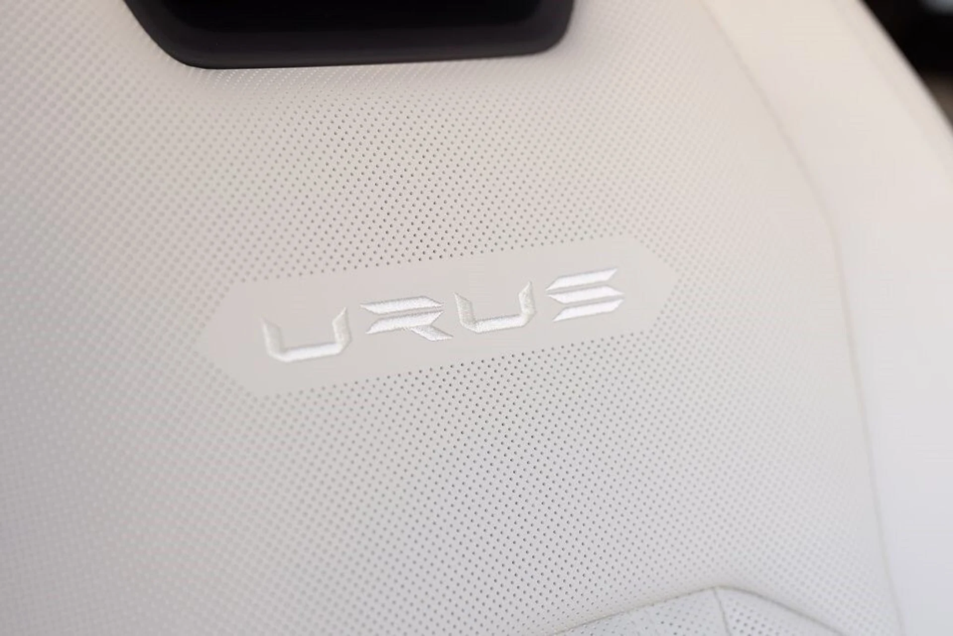 mph019_3950015911_33eb51b4a10ab3f272df54cb242ac2e5x_51fd8ee379