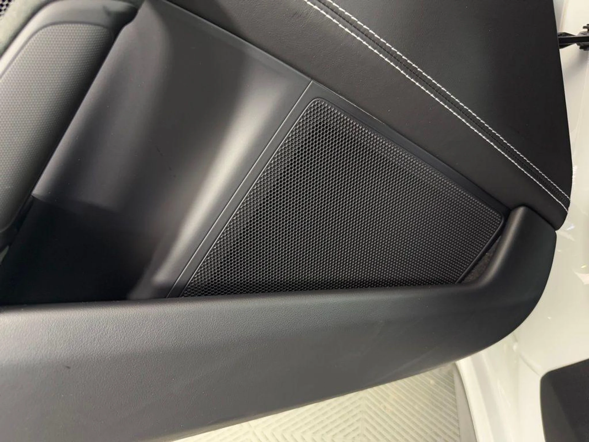 mph019_3950591347_fcjm91b_Y_WW_Iuugof2_V_Tko_T7bqo_a10e25c19c