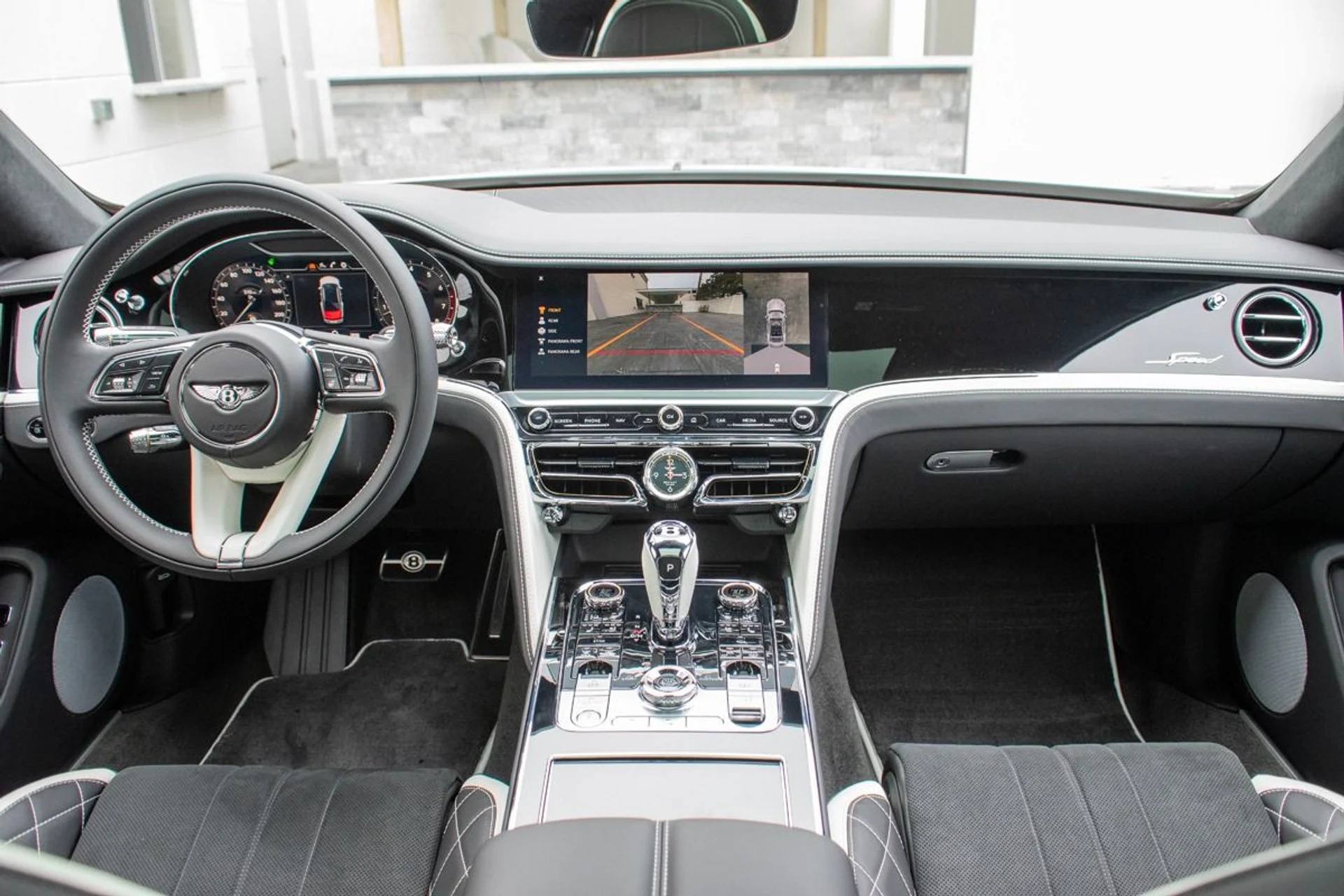 mph019_3955347848_Used_2024_Bentley_Flying_Spur_Speed_1712782202_222d2b1924